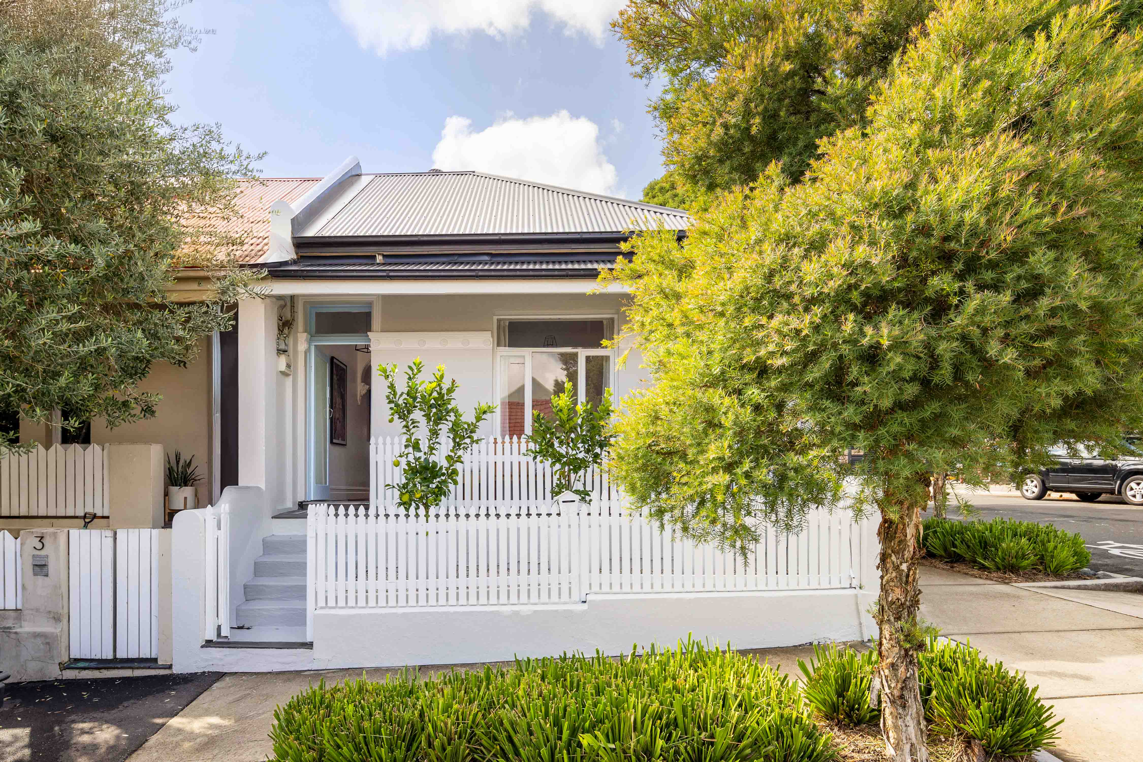1 Rofe Street, Leichhardt - Image 1
