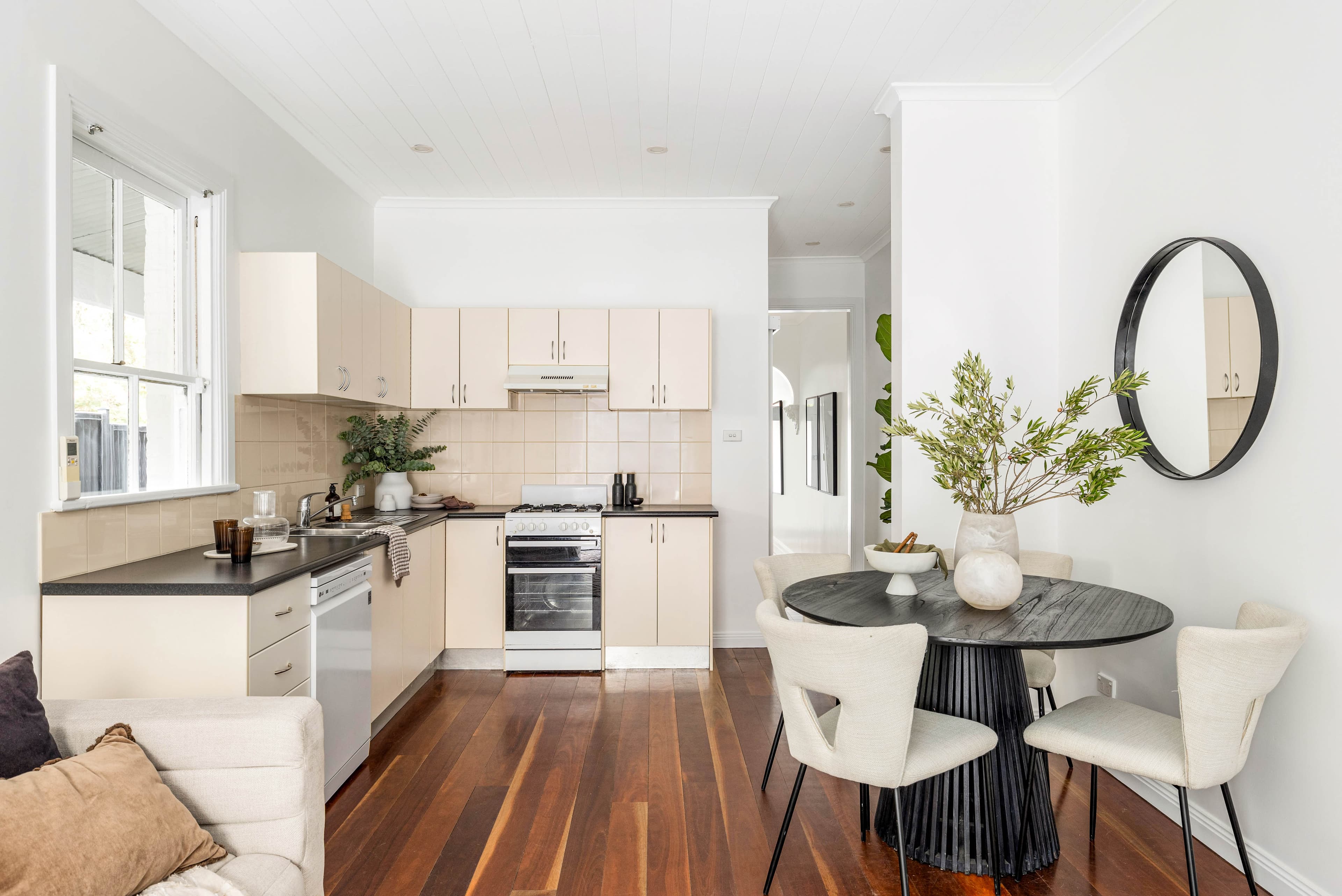 1 Rofe Street, Leichhardt - Thumbnail 4