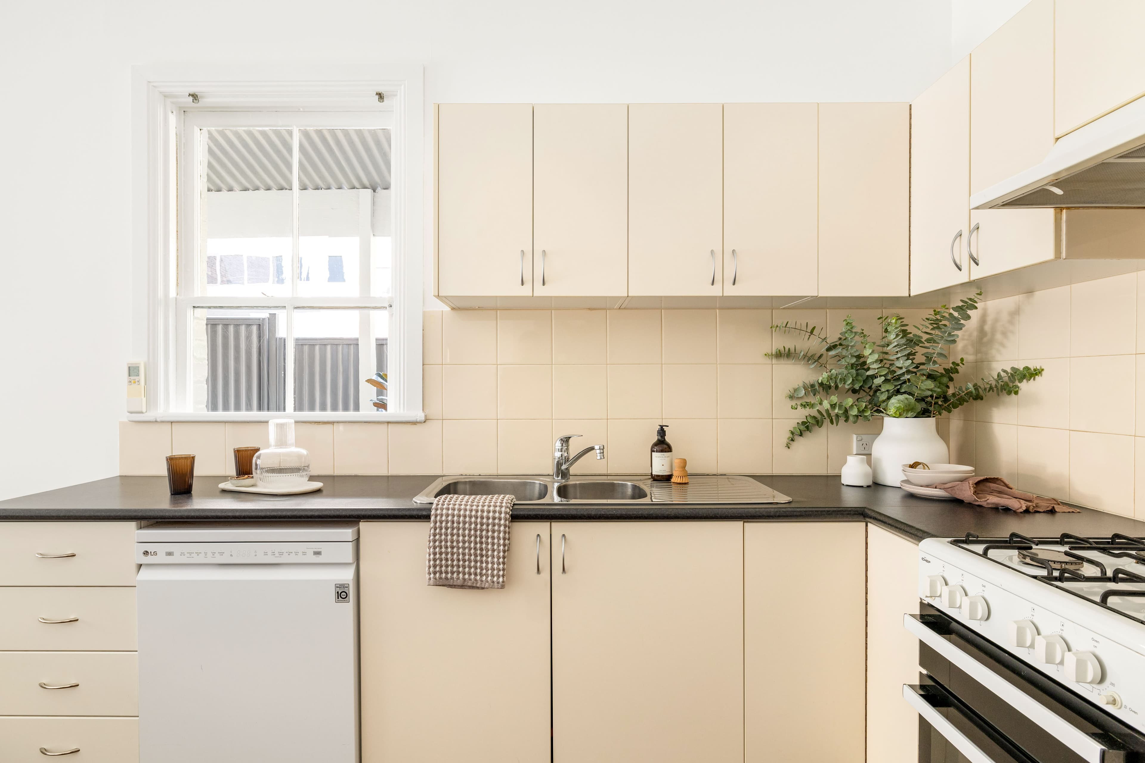 1 Rofe Street, Leichhardt - Thumbnail 5