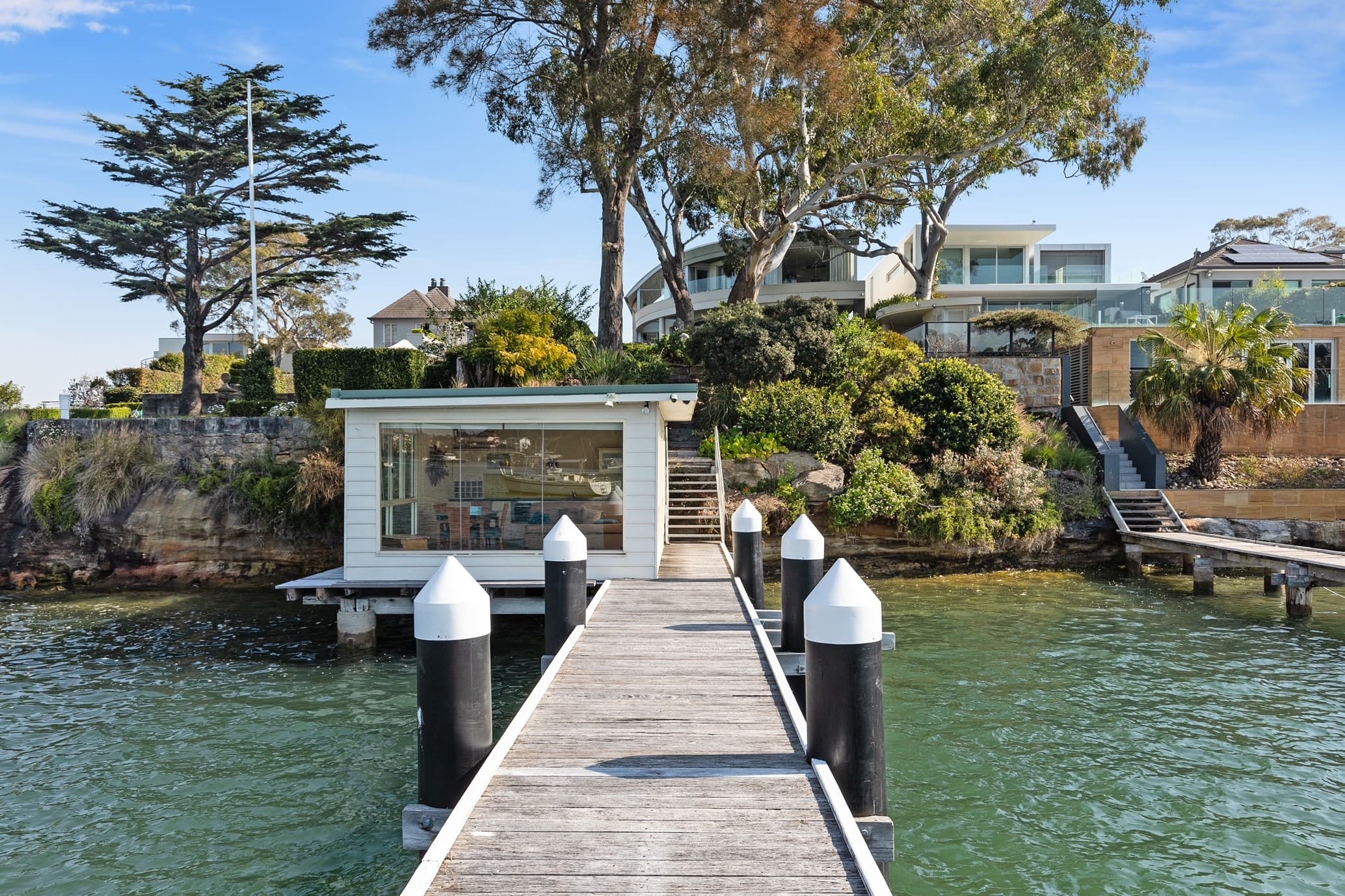 32 William Street, Henley - Thumbnail 3