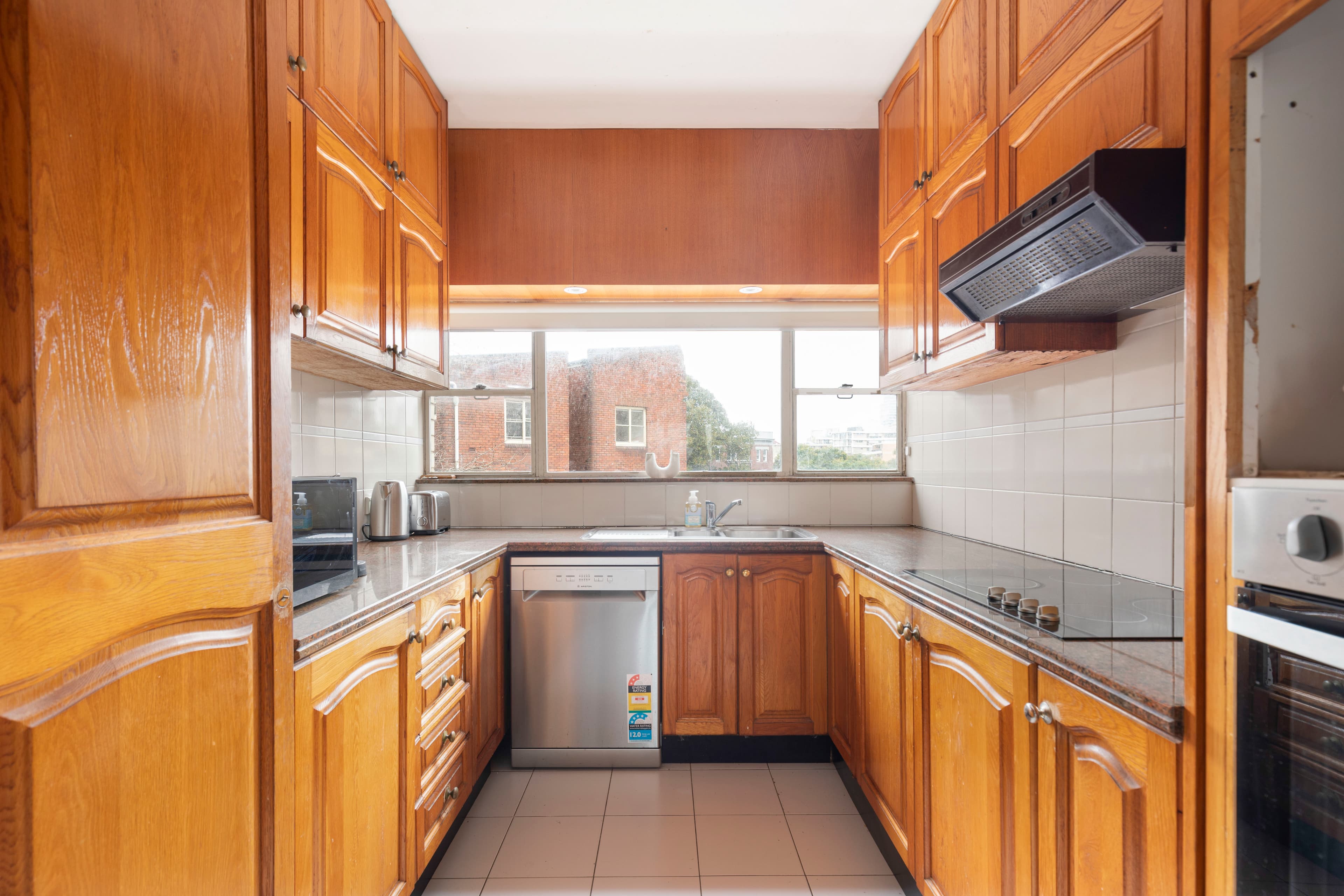 402/12 Ithaca Road, Elizabeth Bay - Thumbnail 7