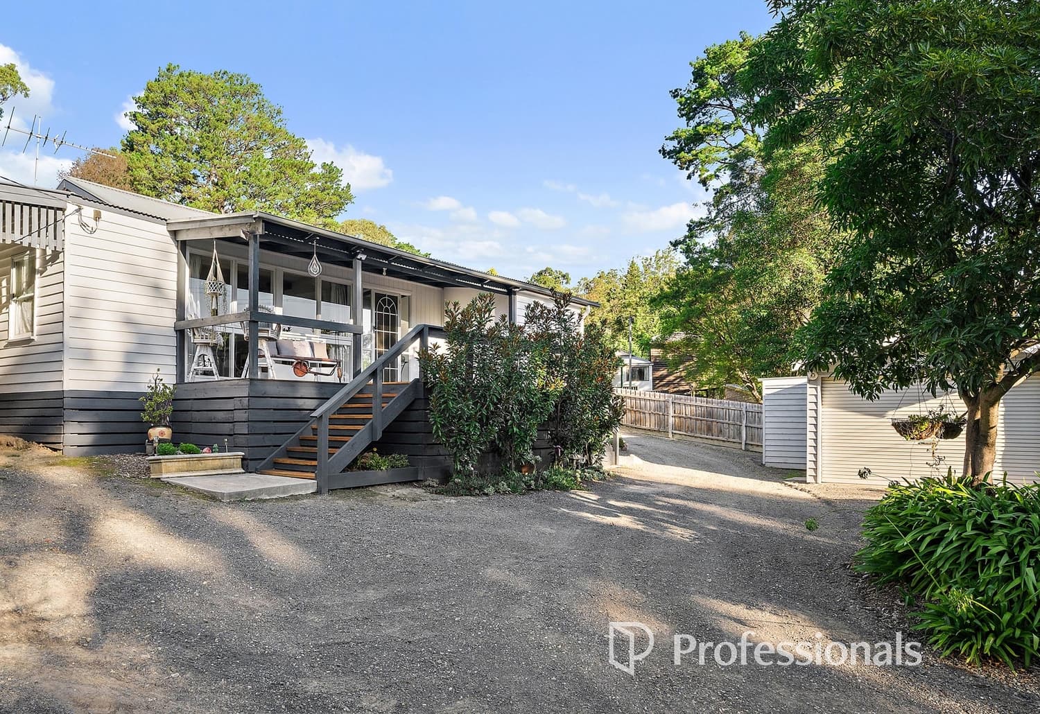 11 Borang Avenue, Mount Evelyn VIC 3796, Mount Evelyn - Image 1