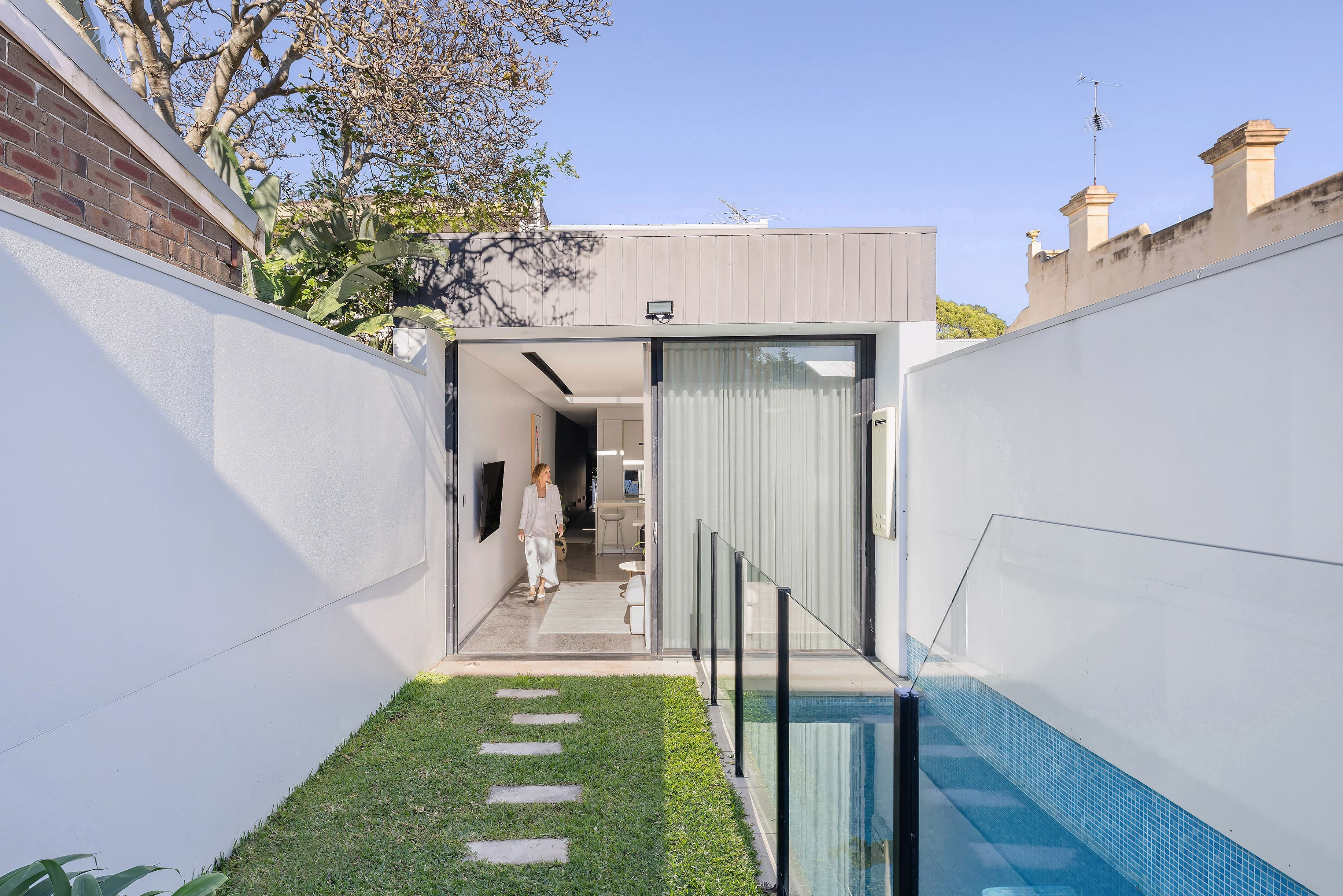15 Camden Street, Newtown - Thumbnail 3