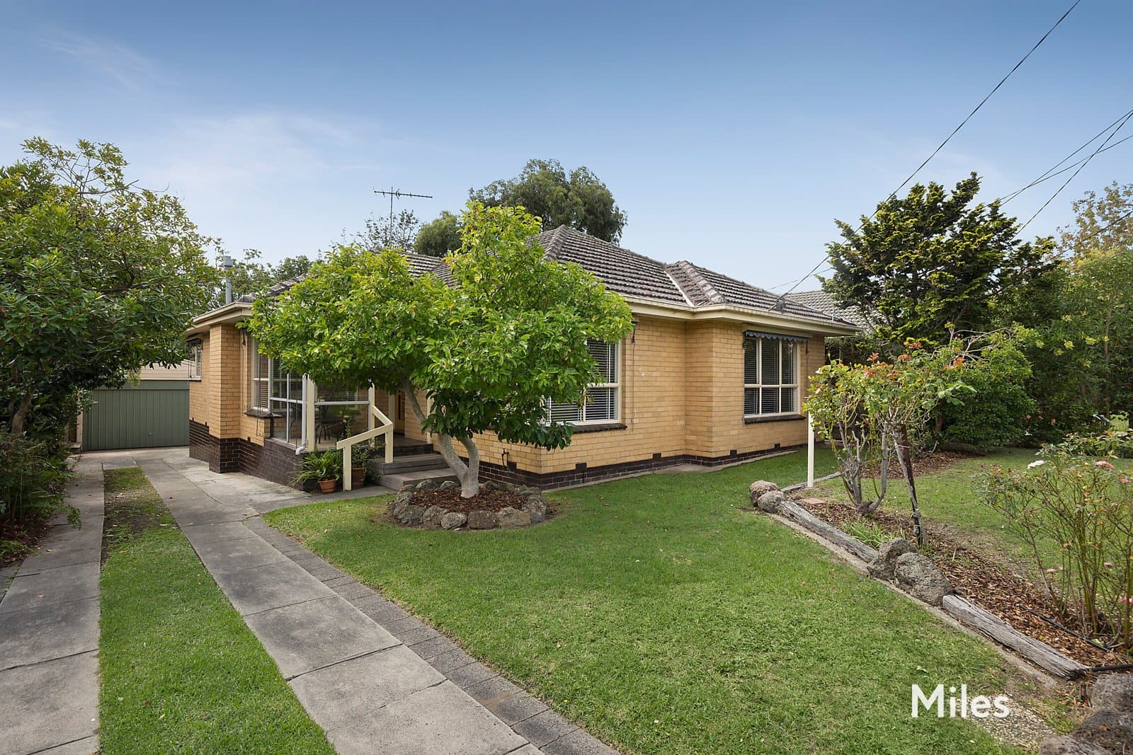 84 Sainsbury Avenue, Greensborough, Greensborough - Thumbnail 3