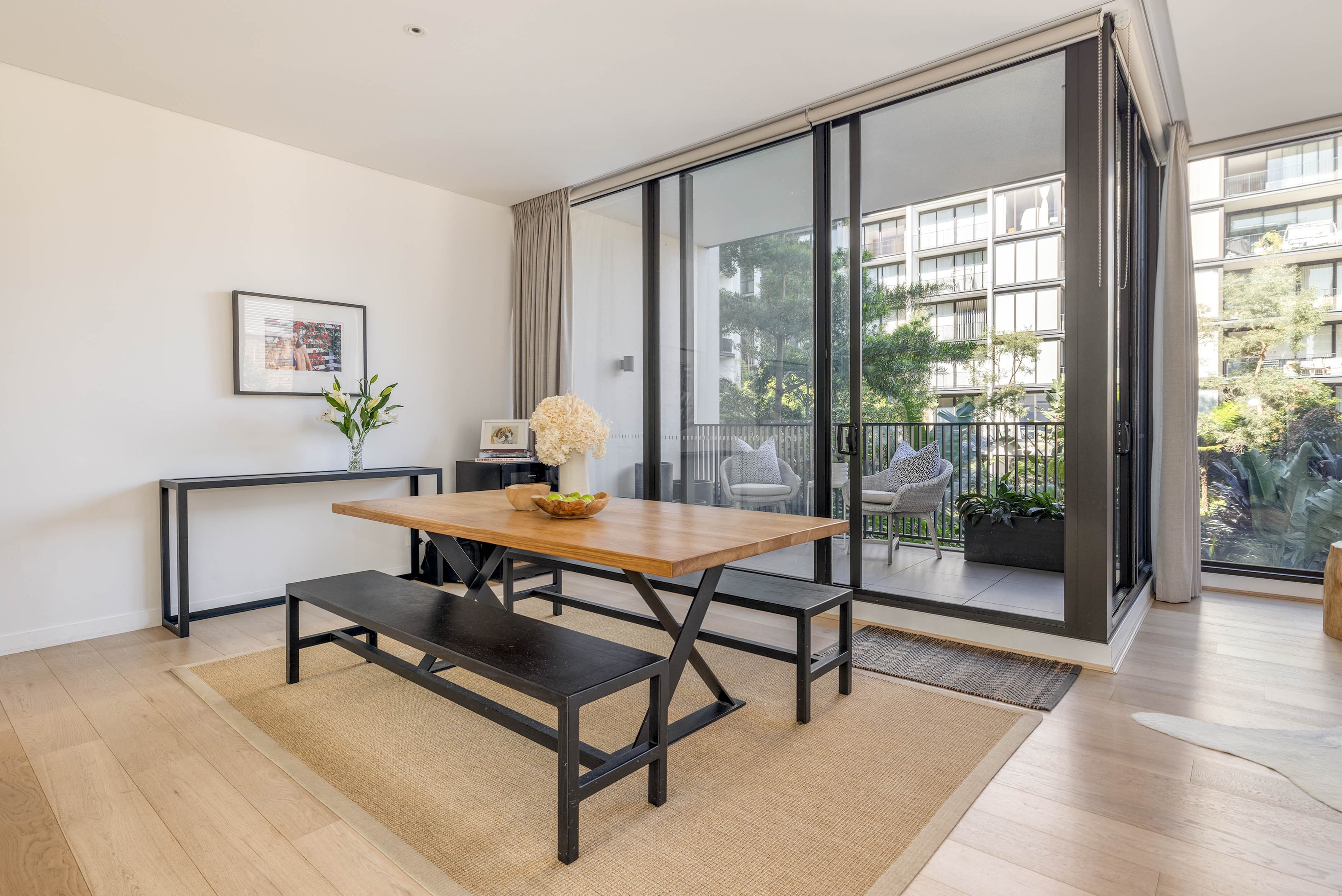 202/19 Dunkerley Place, Waterloo - Thumbnail 3