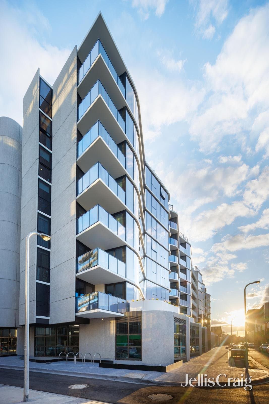 703/29 Waterline Place, Williamstown, Williamstown - Image 1