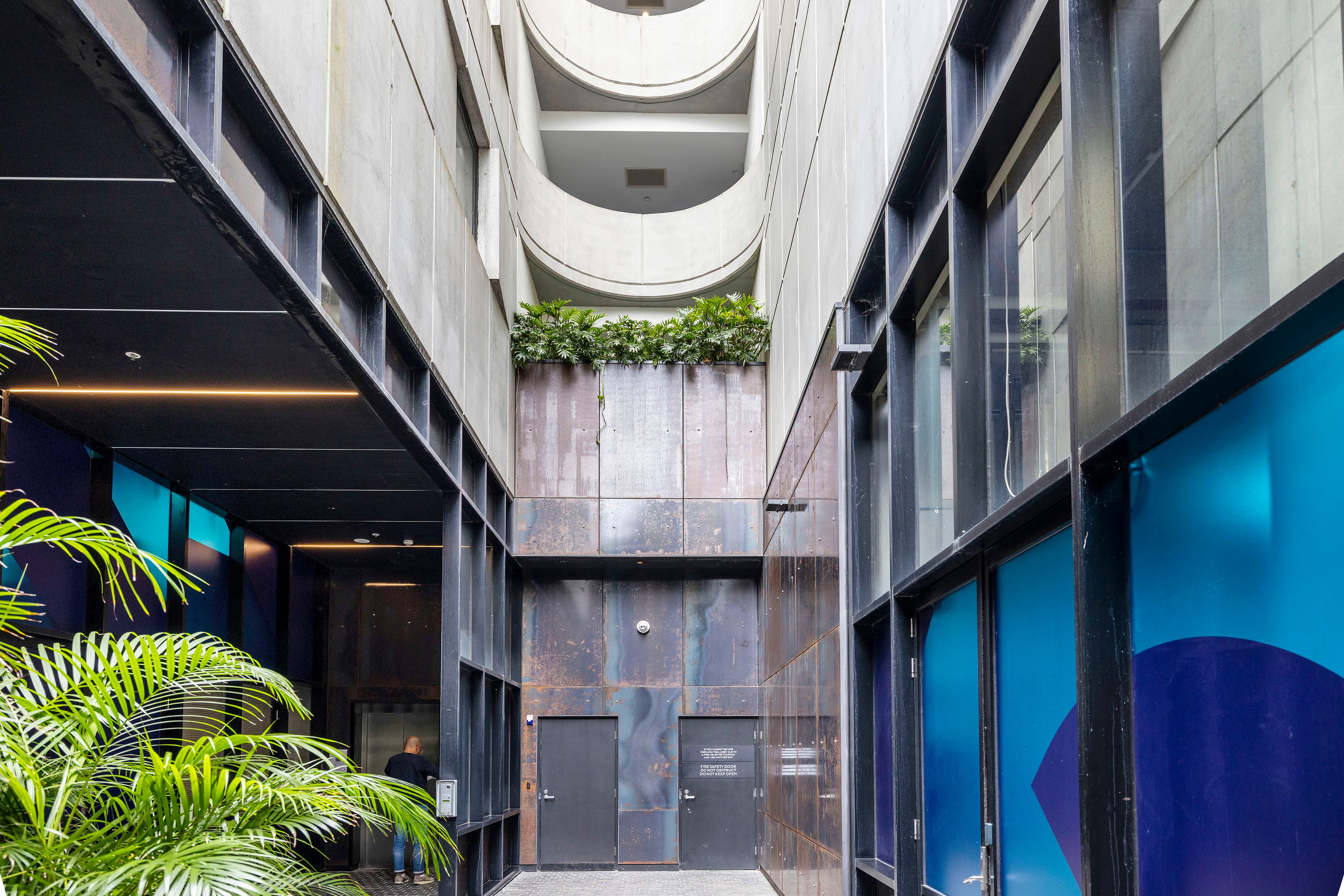 302/832 Elizabeth Street, Waterloo - Thumbnail 2