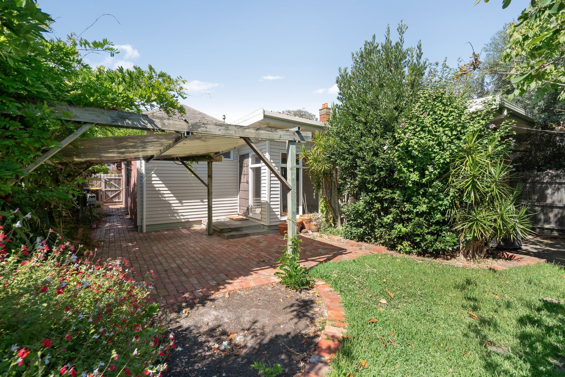 60 Peel Street, Newport, Newport - Image 1