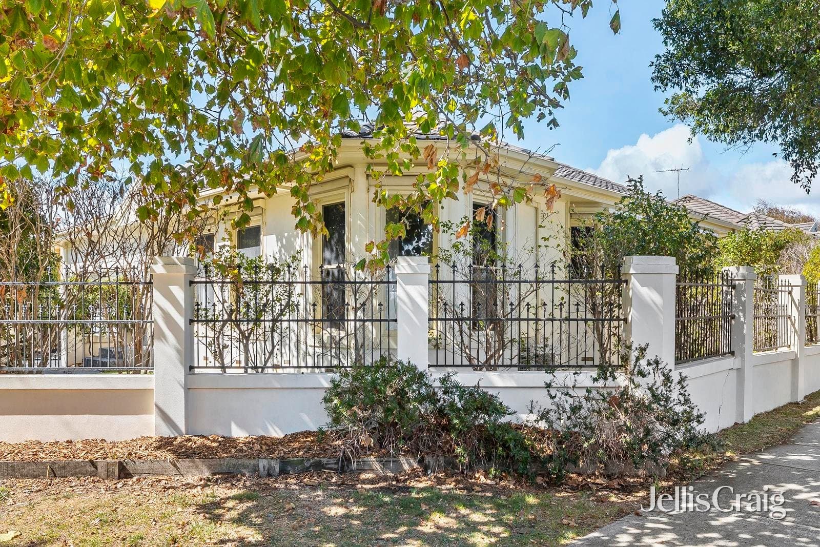 41 Barkly Street, Mornington, Mornington - Thumbnail 2
