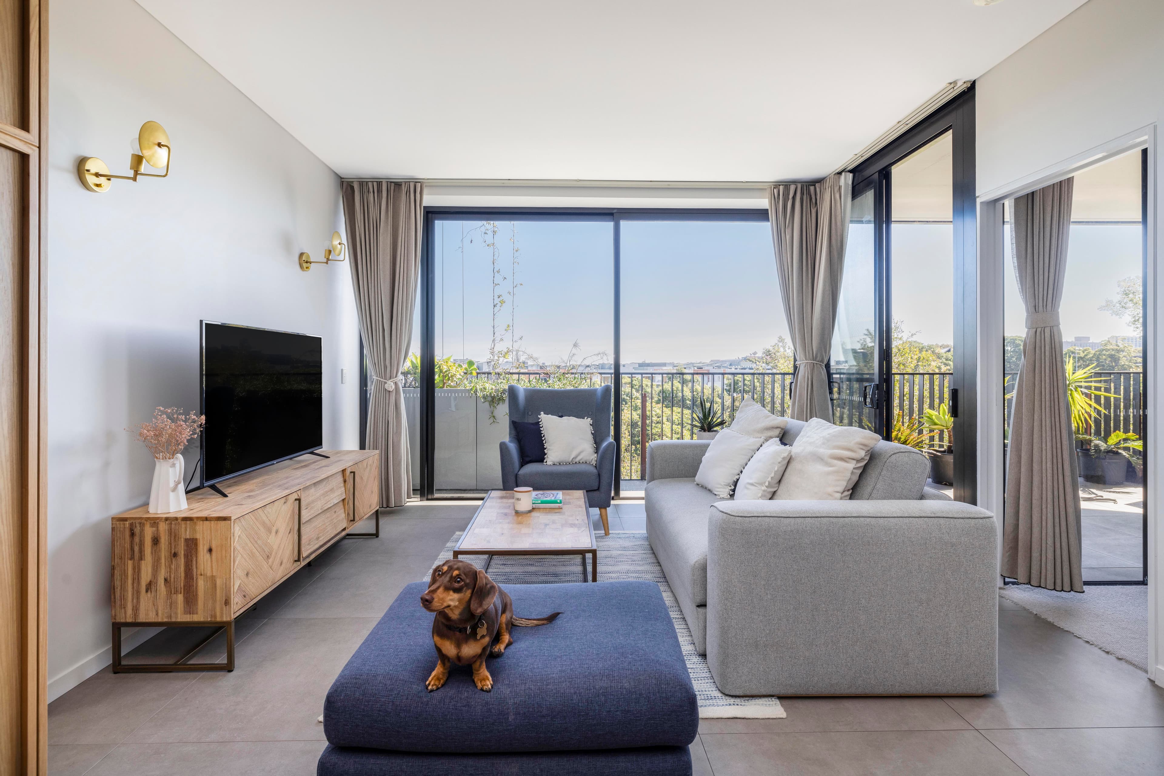 414/836 Elizabeth Street, Waterloo - Image 1