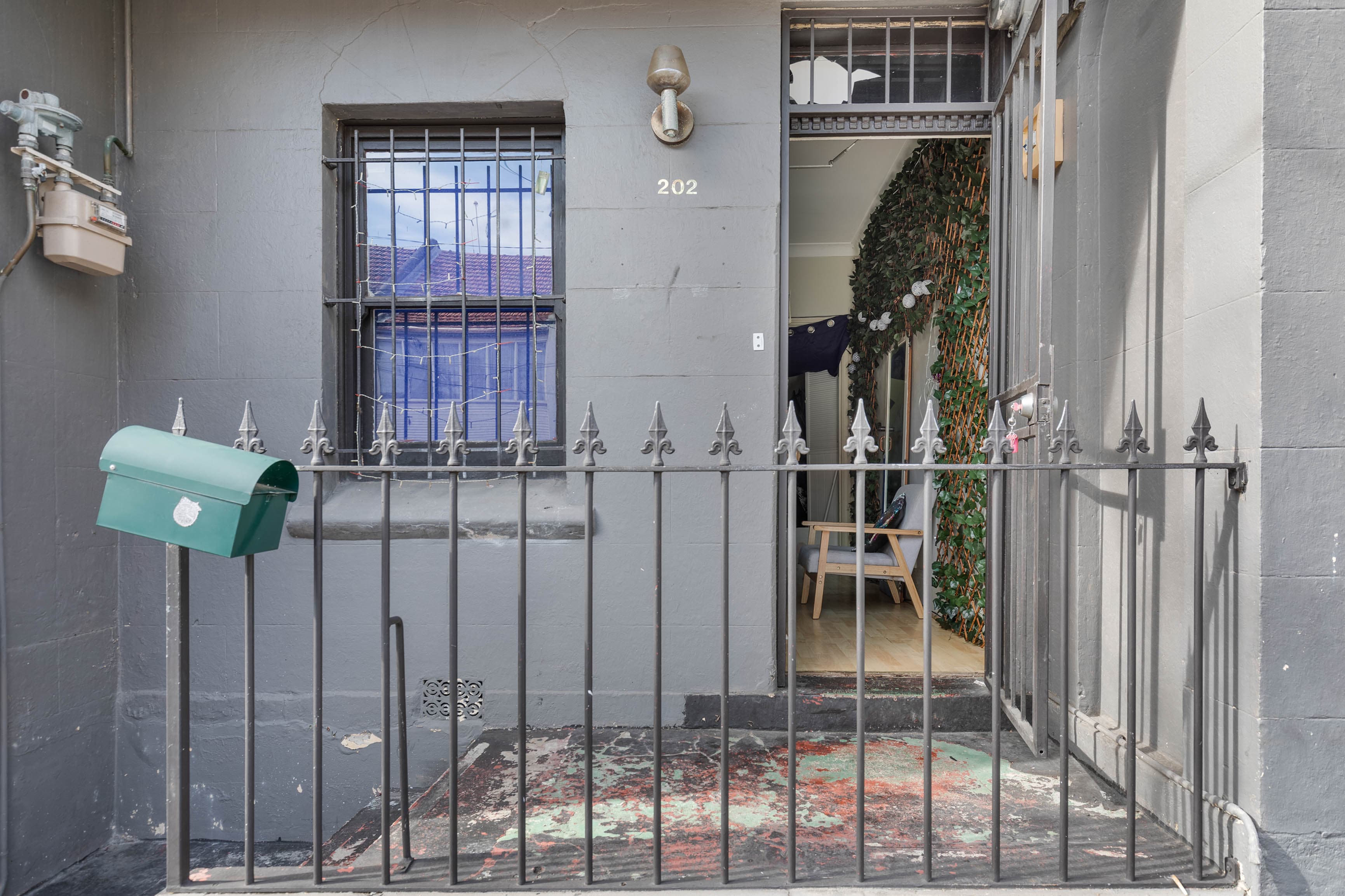 202 Commonwealth Street, Surry Hills - Image 1