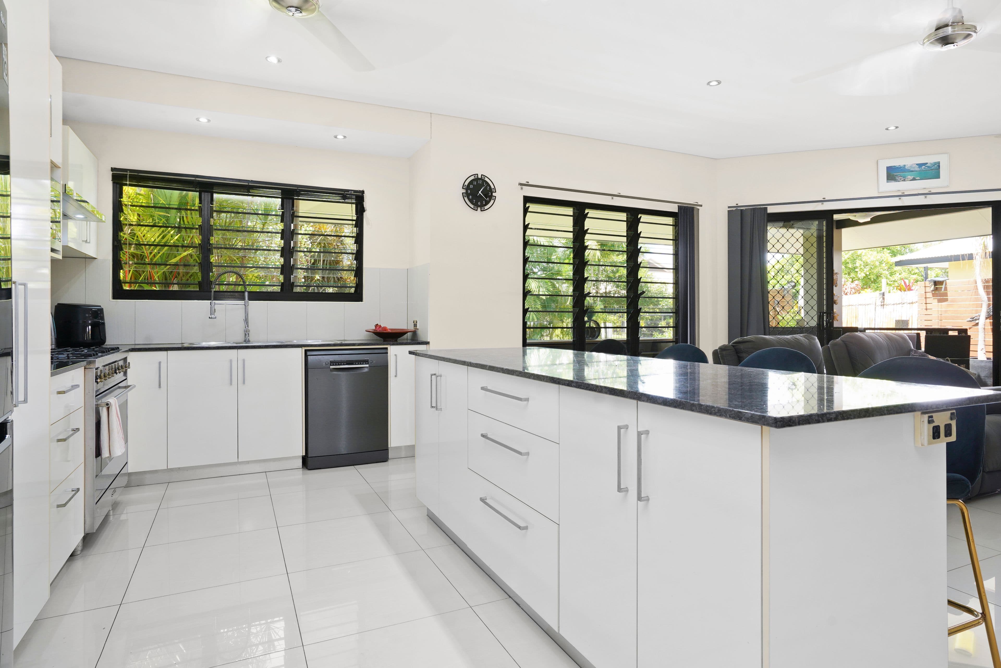 1 Clarke Street, Bellamack NT 0832, Bellamack - Thumbnail 6