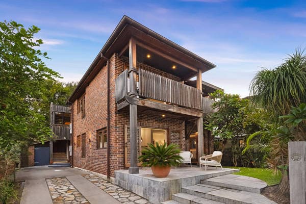 12 Eurobin Avenue, Manly, Manly - Image 1