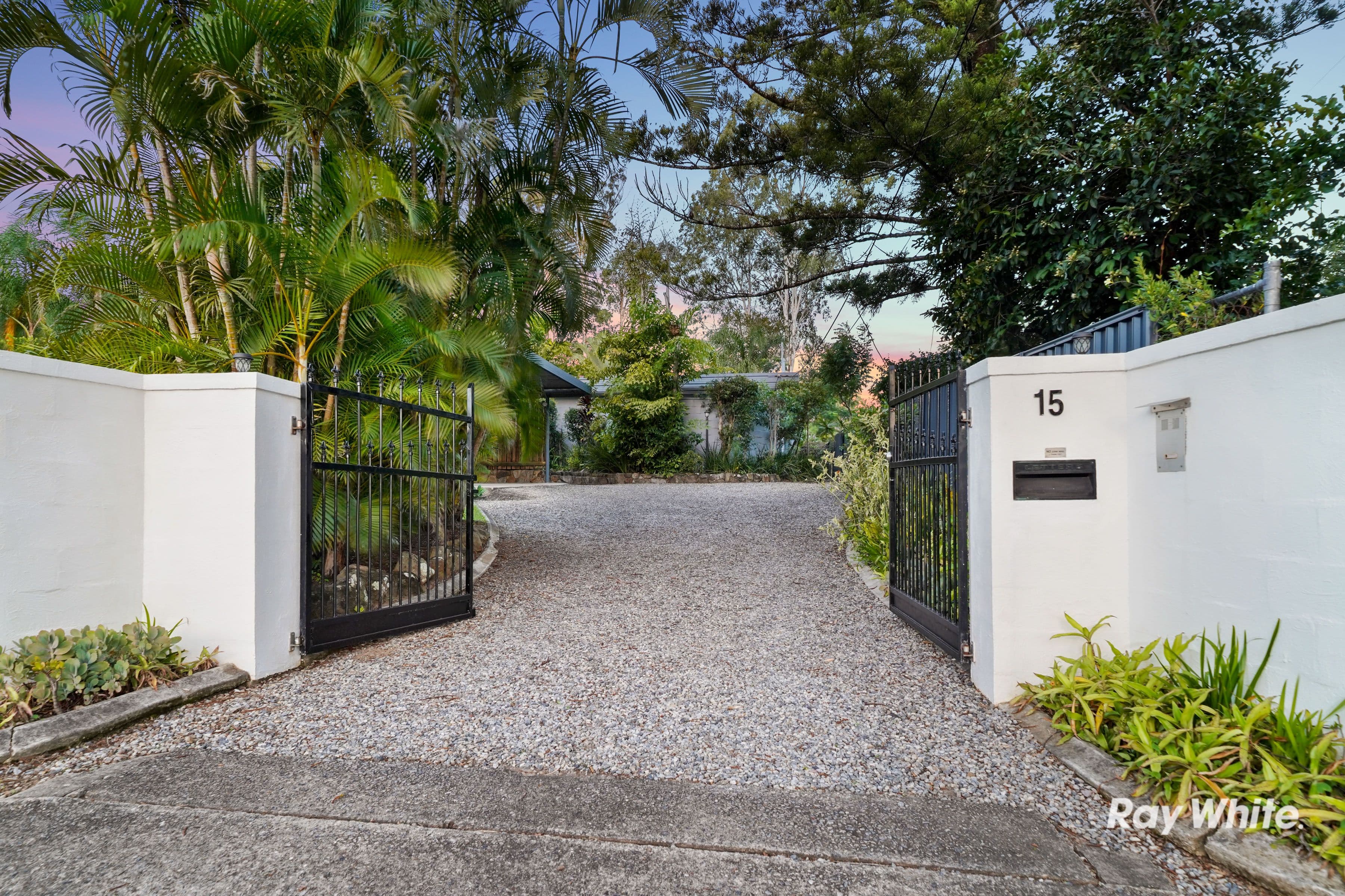 15 Coolcrest Street, Daisy Hill QLD 4127, Daisy Hill - Thumbnail 4