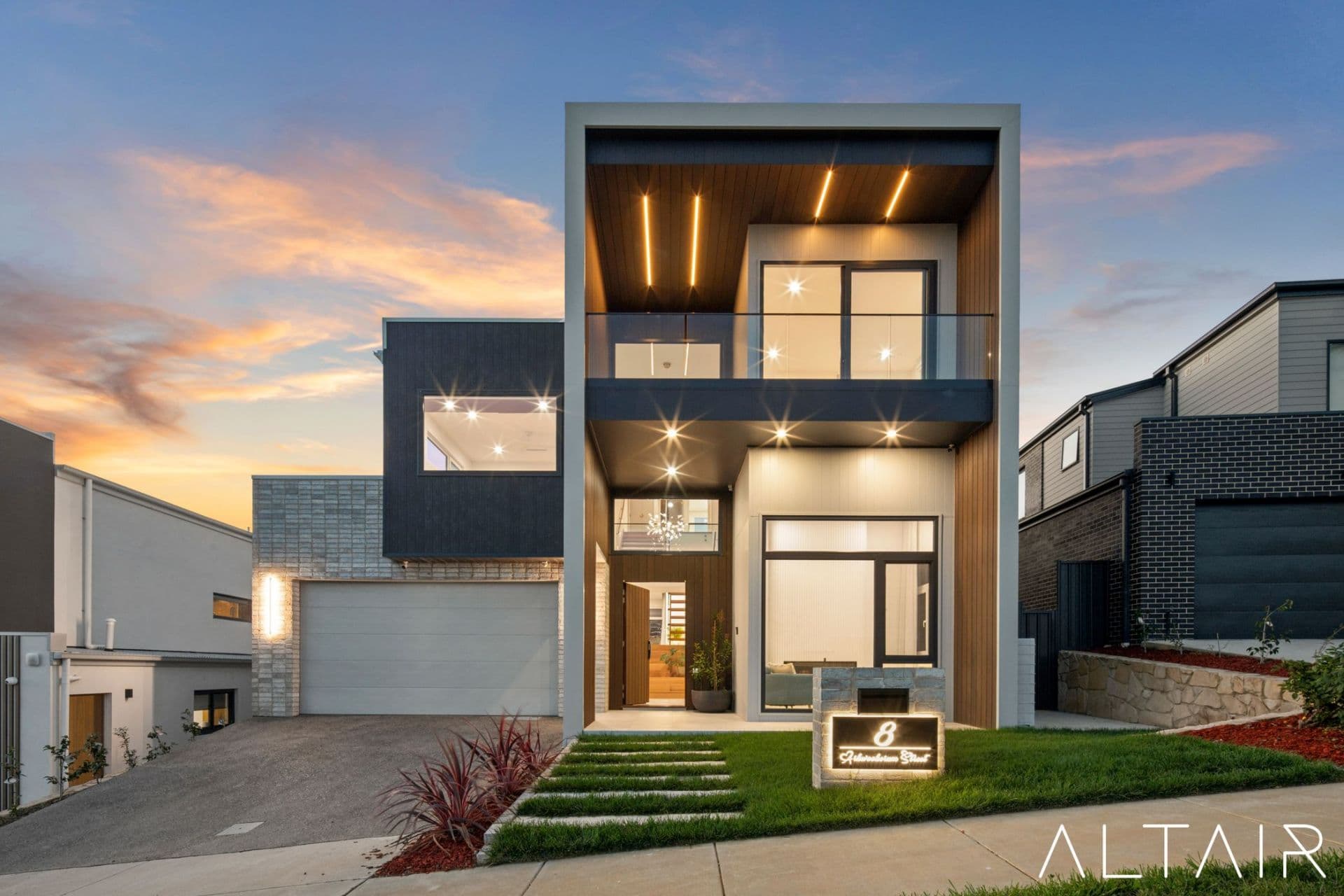 8 Arkwookerum Street, Whitlam, ACT, Whitlam - Thumbnail 2
