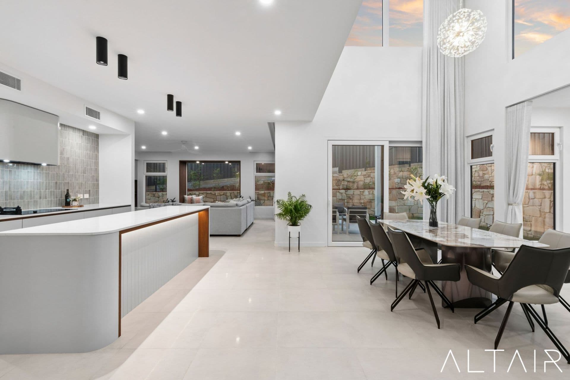 8 Arkwookerum Street, Whitlam, ACT, Whitlam - Thumbnail 3