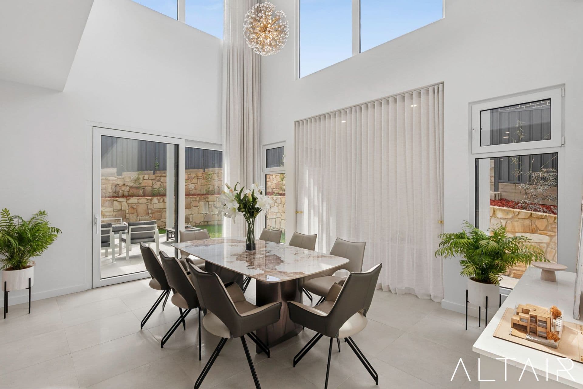 8 Arkwookerum Street, Whitlam, ACT, Whitlam - Thumbnail 4