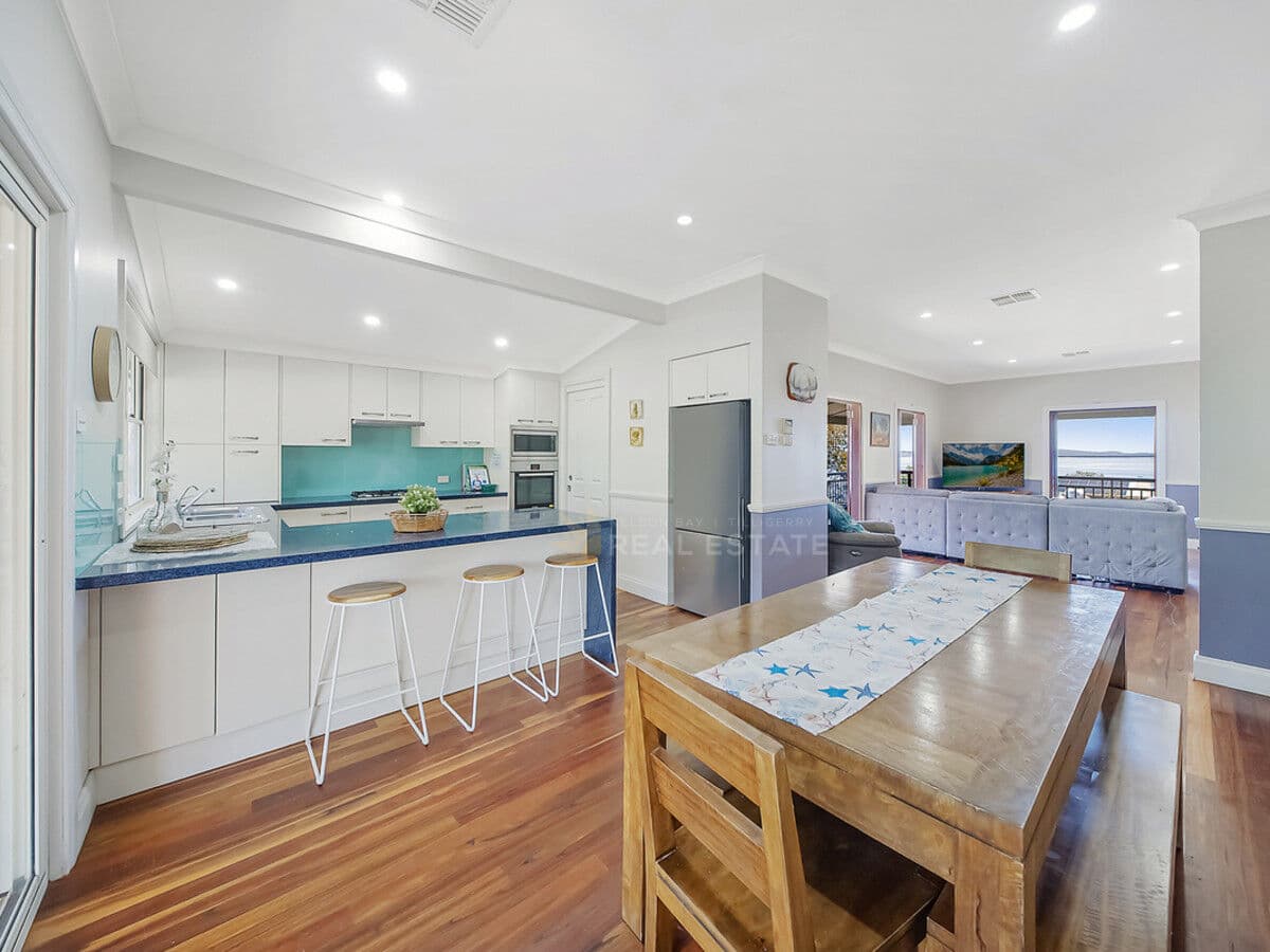 1 The Esplanade, North Arm Cove NSW 2324, North Arm Cove - Thumbnail 3