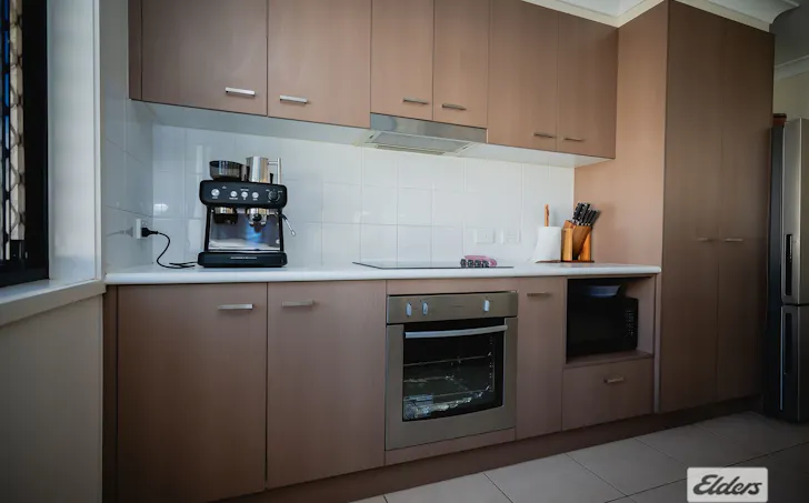 13 Courtney Street, Roma, QLD, 4455, Roma - Thumbnail 5