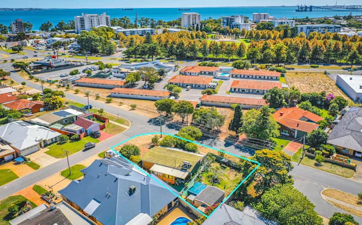 17 Ray Street, Rockingham, WA, 6168, Rockingham - Thumbnail 2