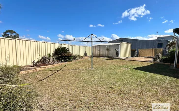4 Denham Street, Warwick, QLD, 4370, Warwick - Thumbnail 2