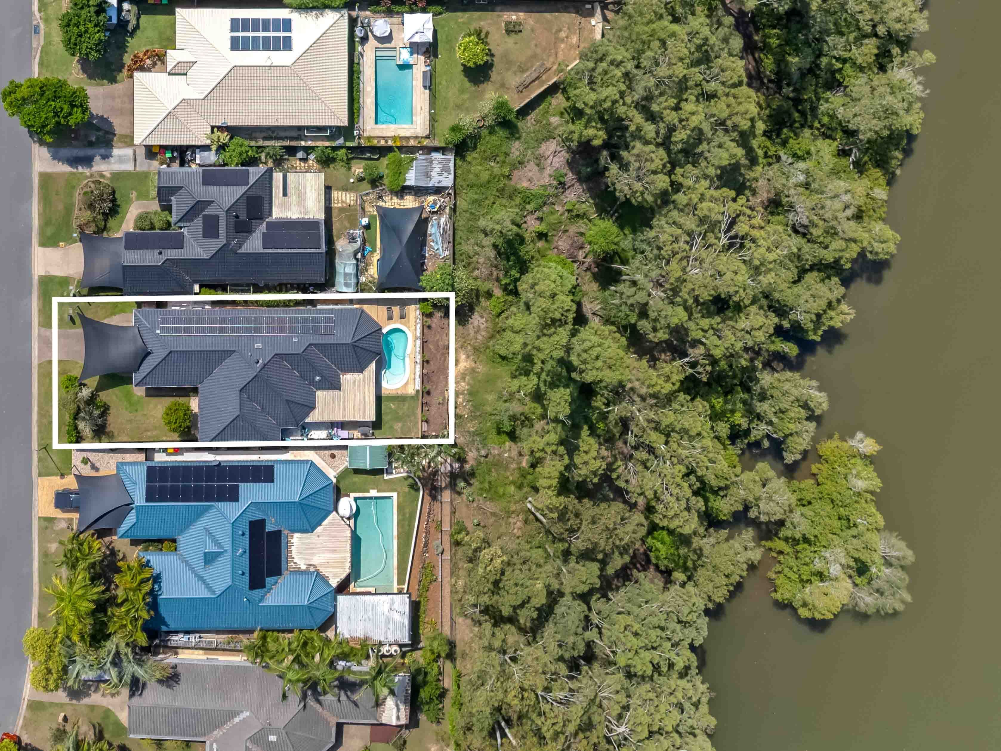 42 River Meadows Drive, Upper Coomera QLD 4209, Upper Coomera - Thumbnail 3