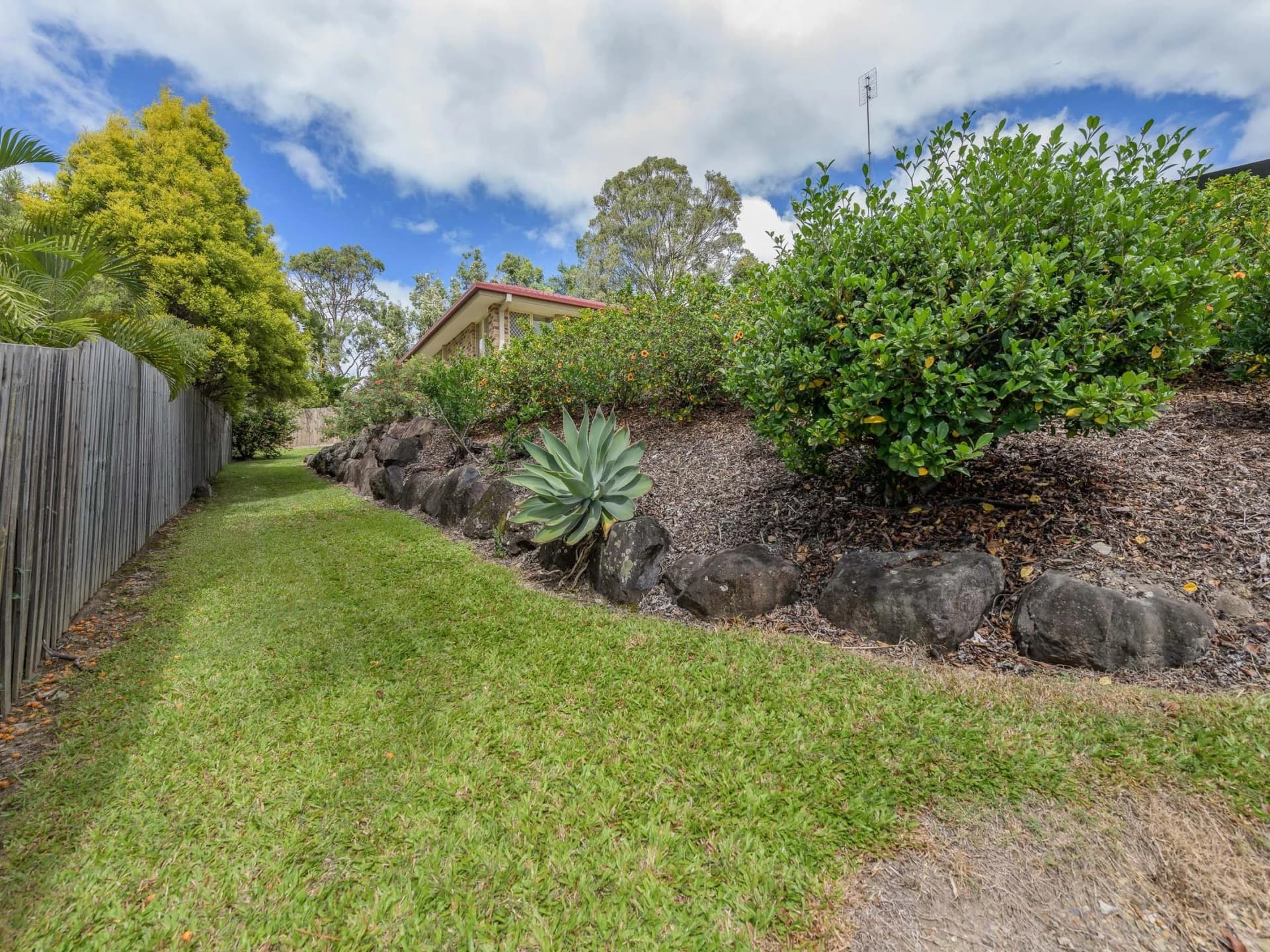 4 Dalby Court, Helensvale QLD 4212, Helensvale - Thumbnail 3