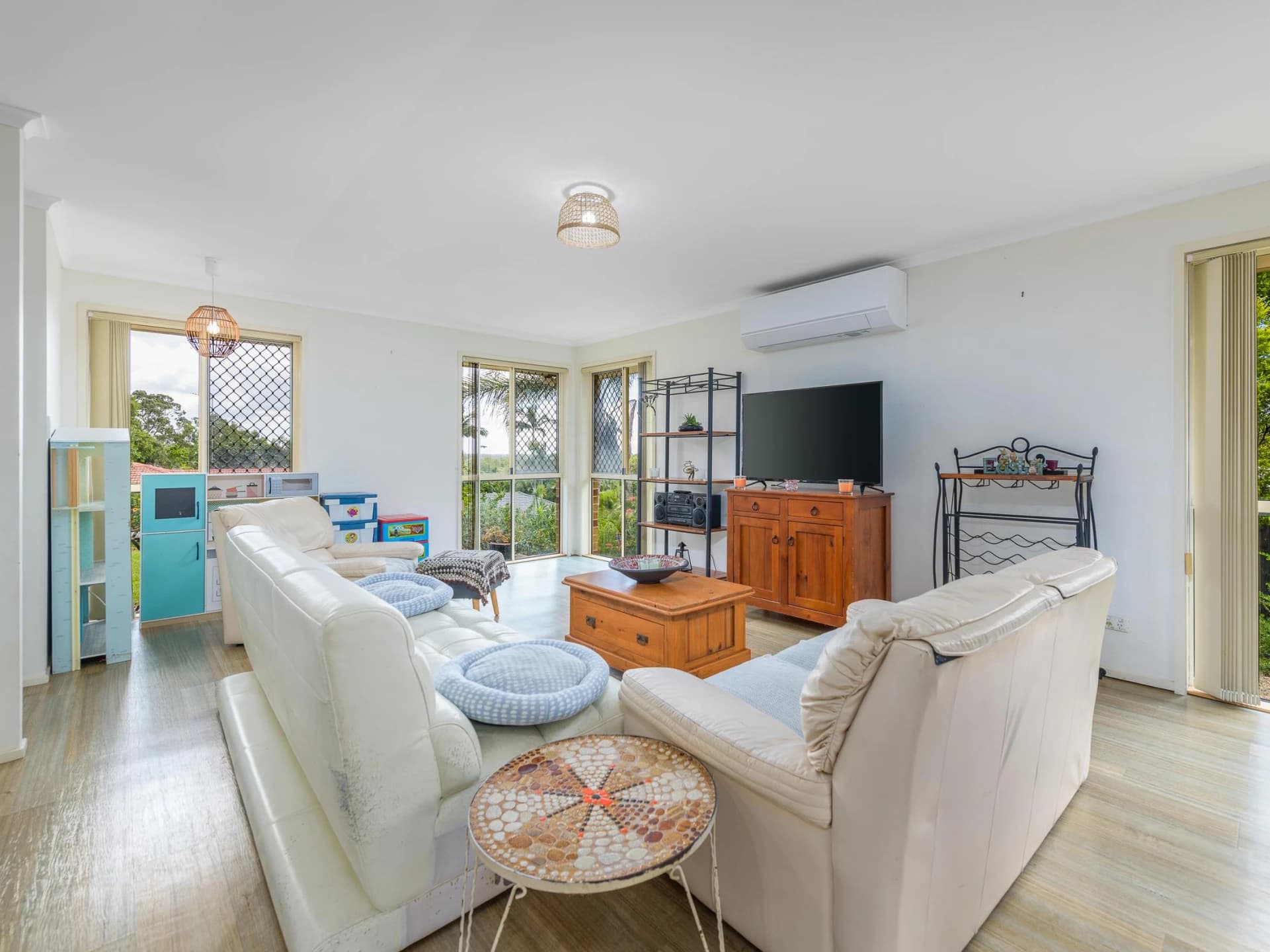4 Dalby Court, Helensvale QLD 4212, Helensvale - Thumbnail 4