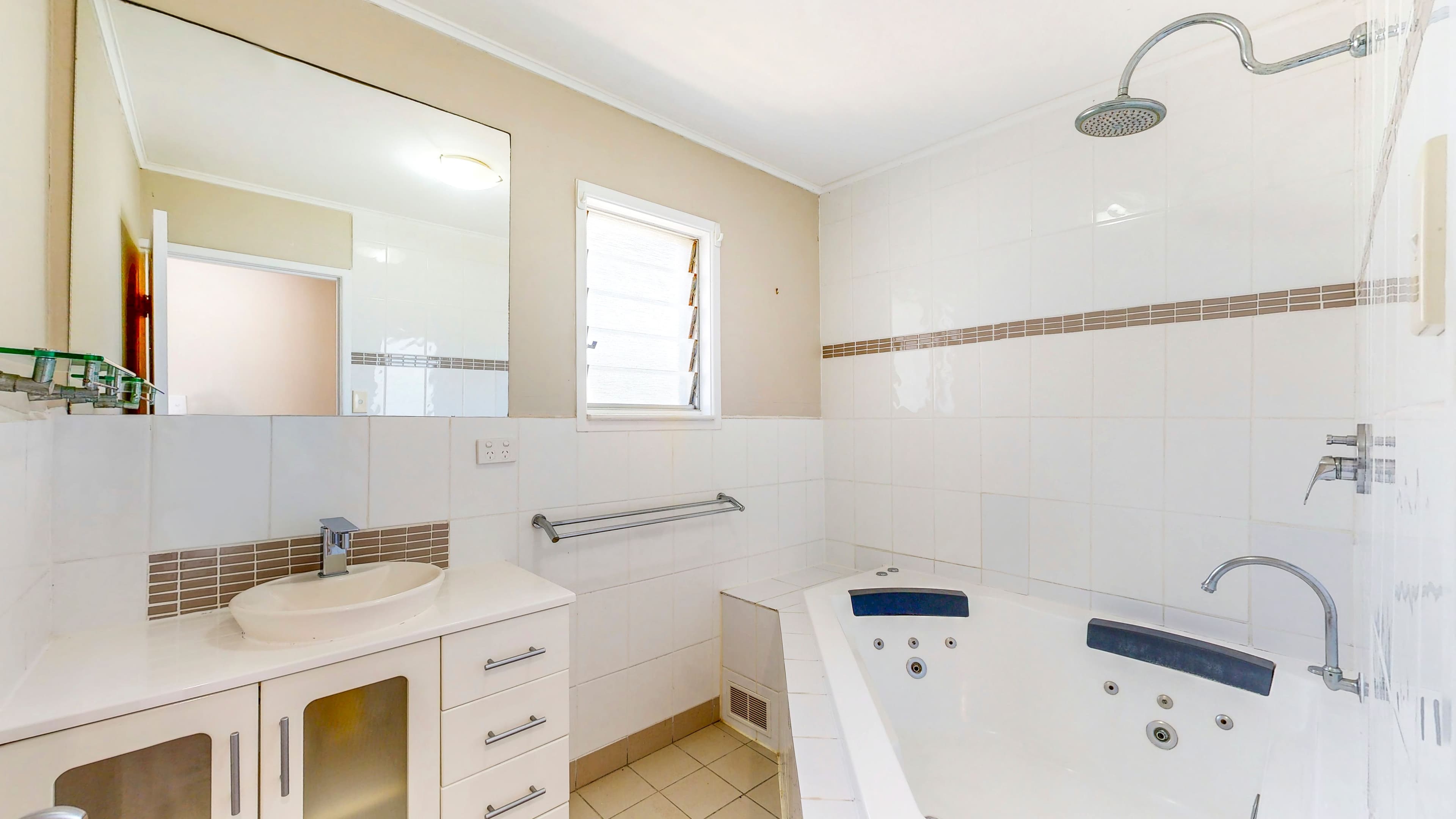 20 Nowland Avenue, Cranbrook QLD 4814, Cranbrook - Thumbnail 8