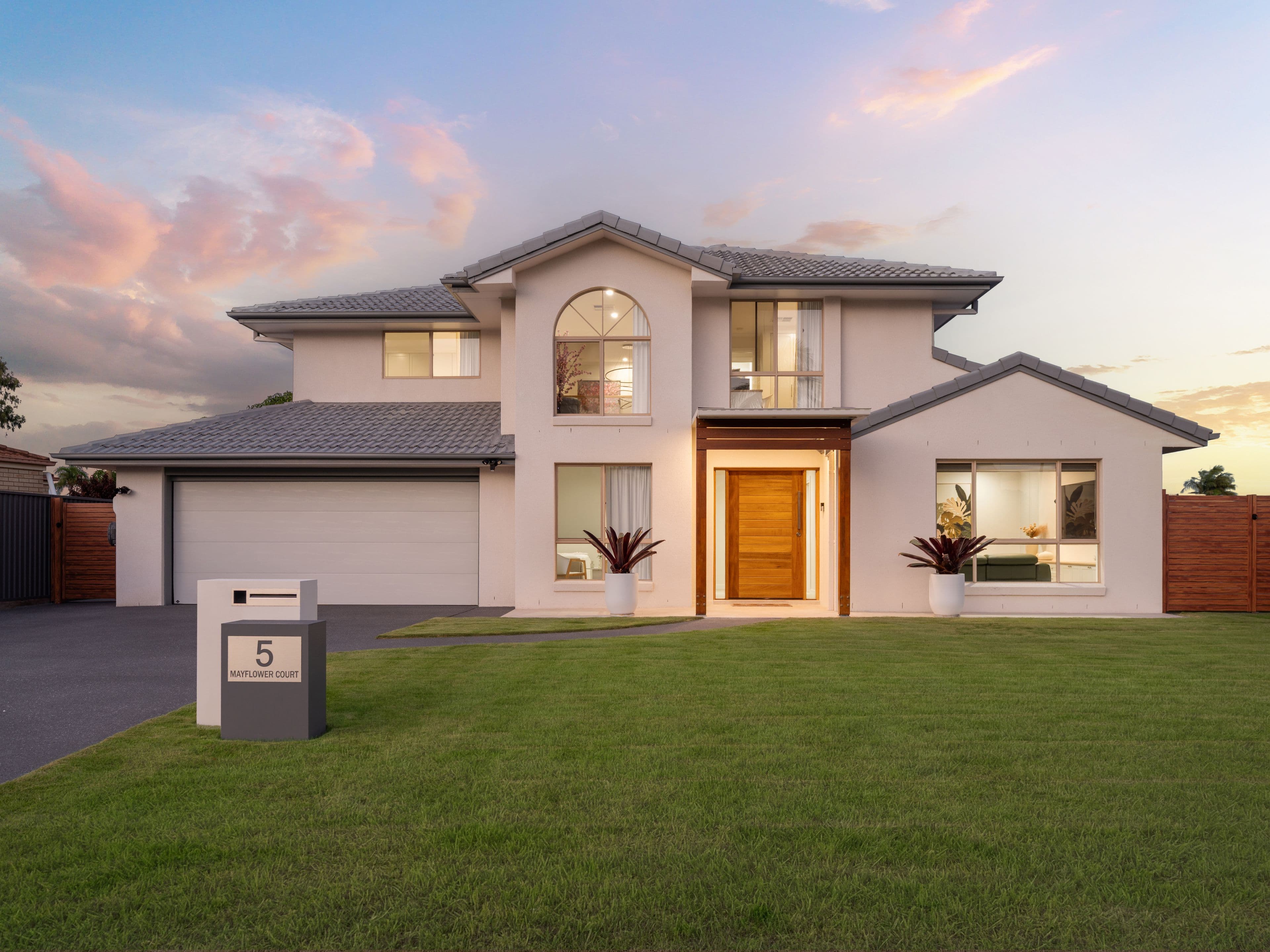5 Mayflower Court, Newport QLD 4020, Newport - Image 1