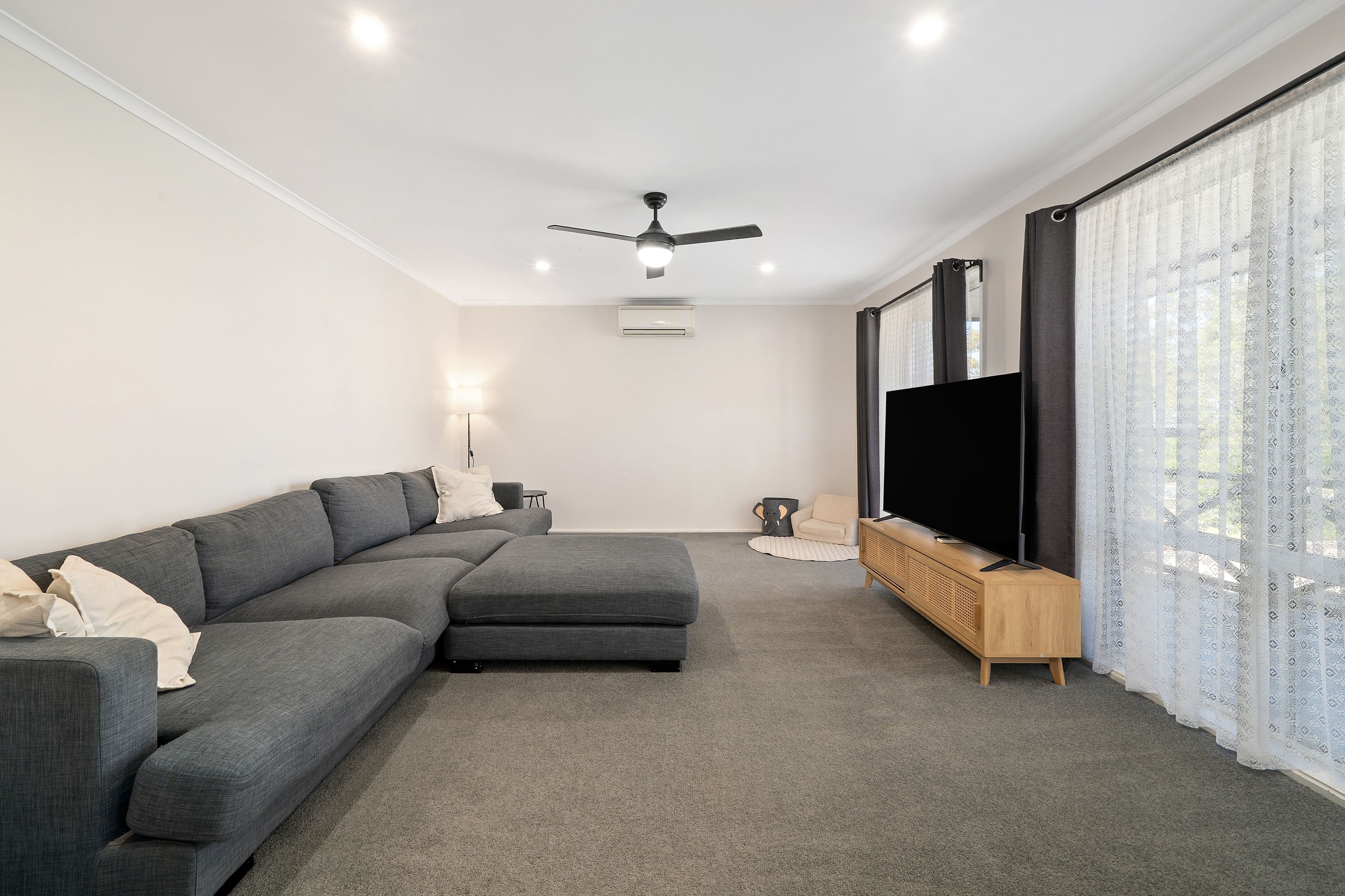181 Castleton Crescent, Gowrie ACT 2904, Gowrie - Thumbnail 7