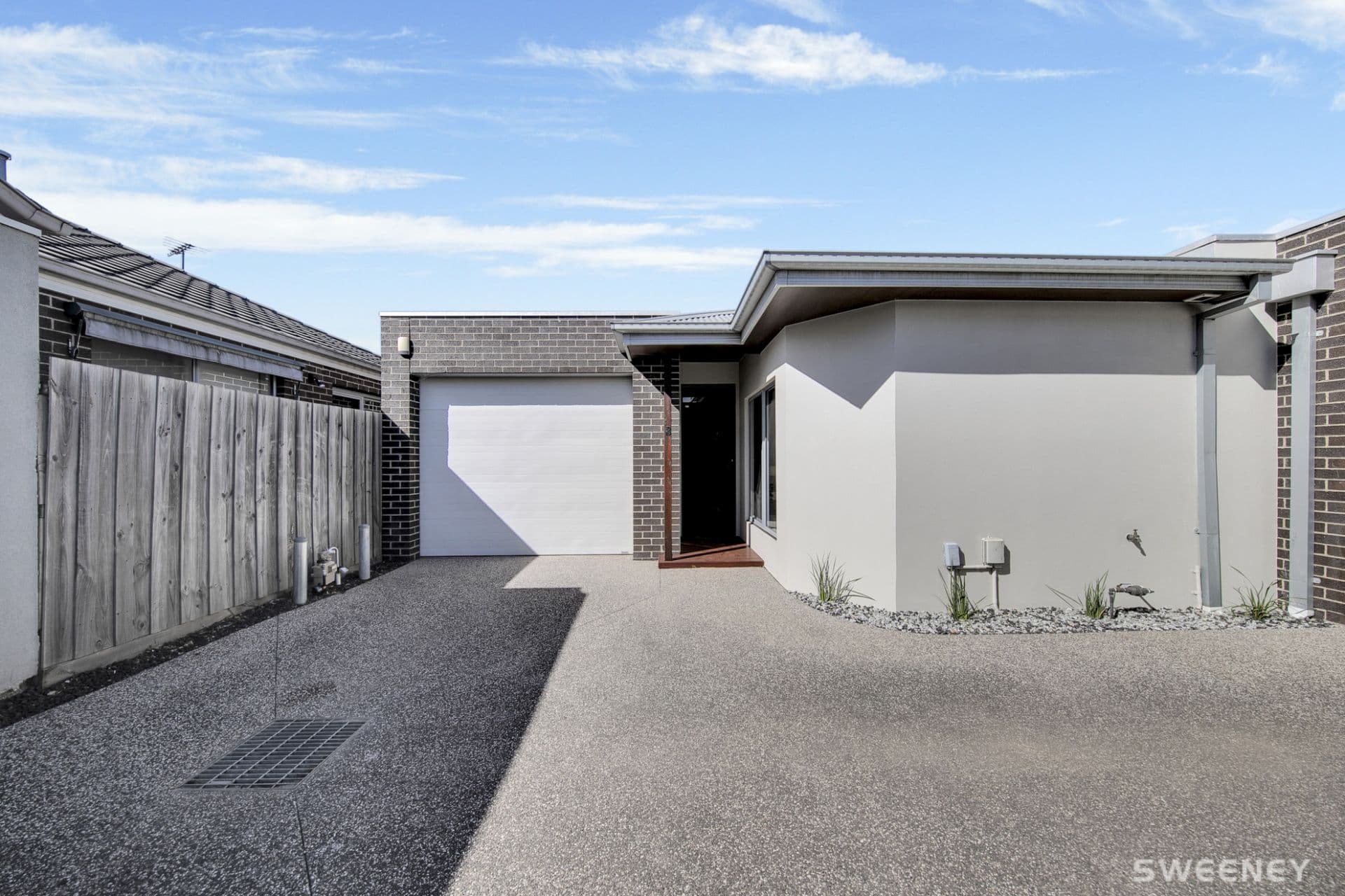 3/69 Corrigan Avenue, Brooklyn - Image 1