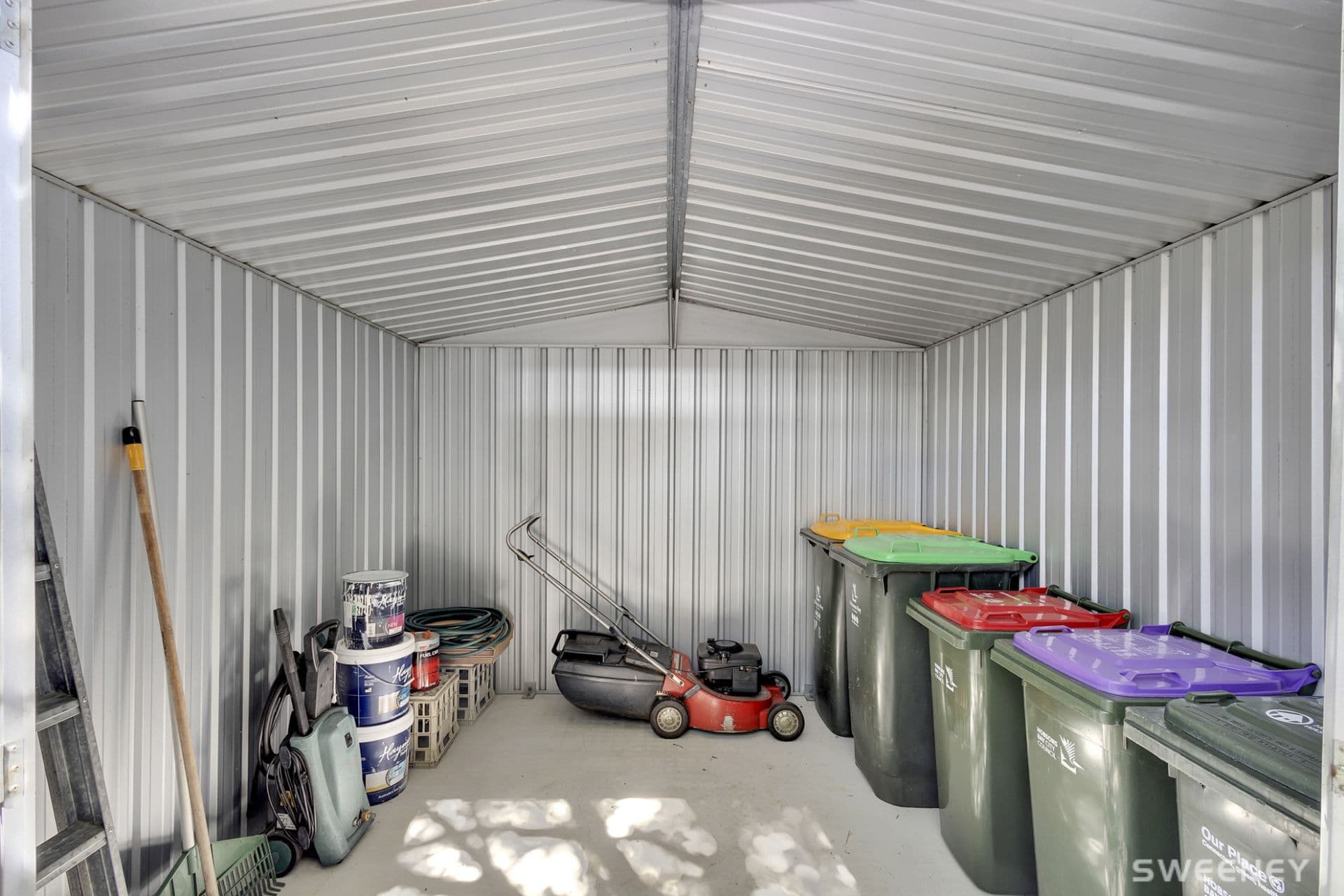 2/18 Crown Street, Laverton - Image 1