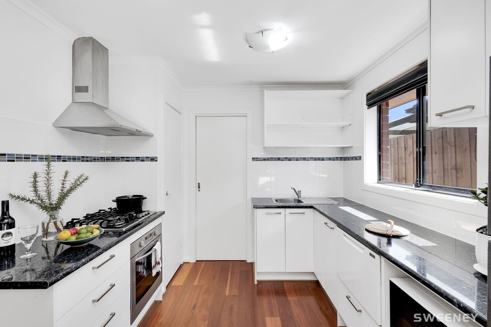 2/18 Crown Street, Laverton - Thumbnail 6