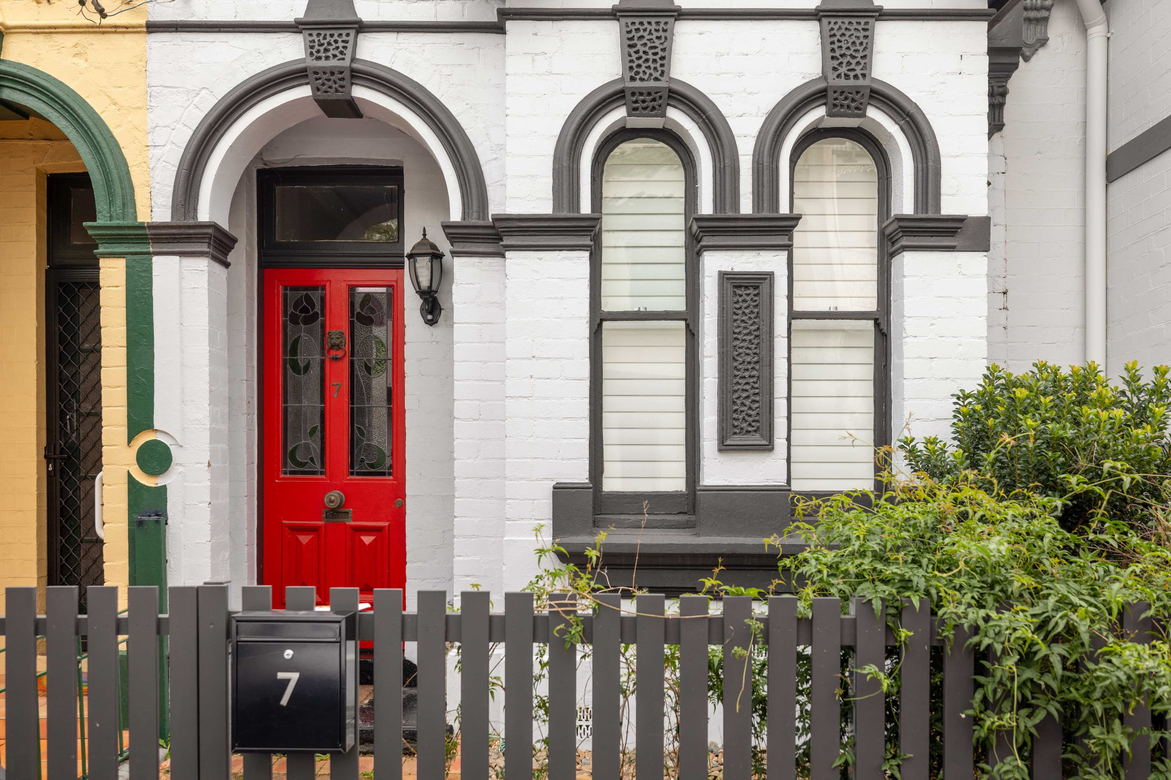 7 Angel Street, Newtown - Thumbnail 2