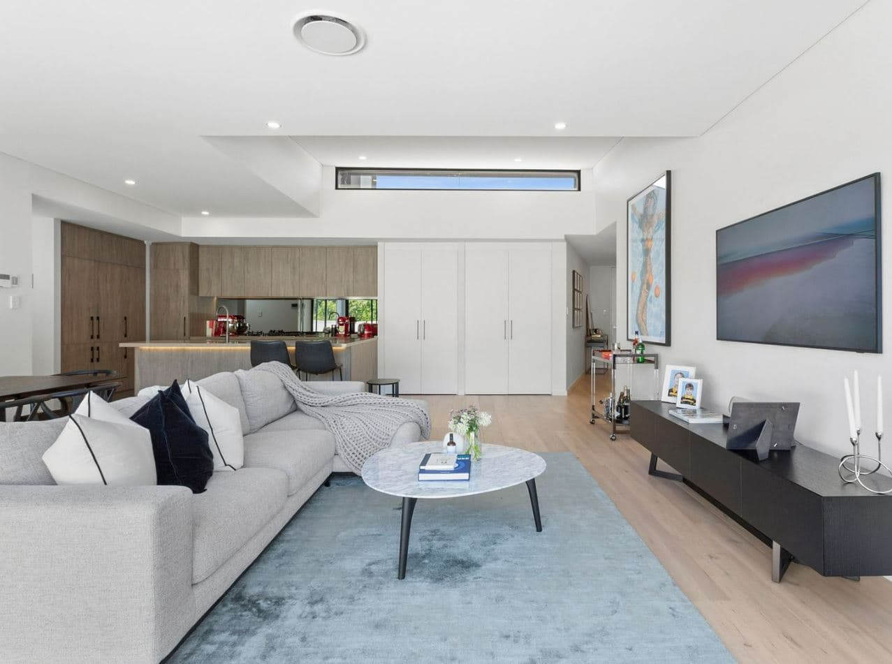404/18-28 Neild Avenue, Darlinghurst - Thumbnail 3