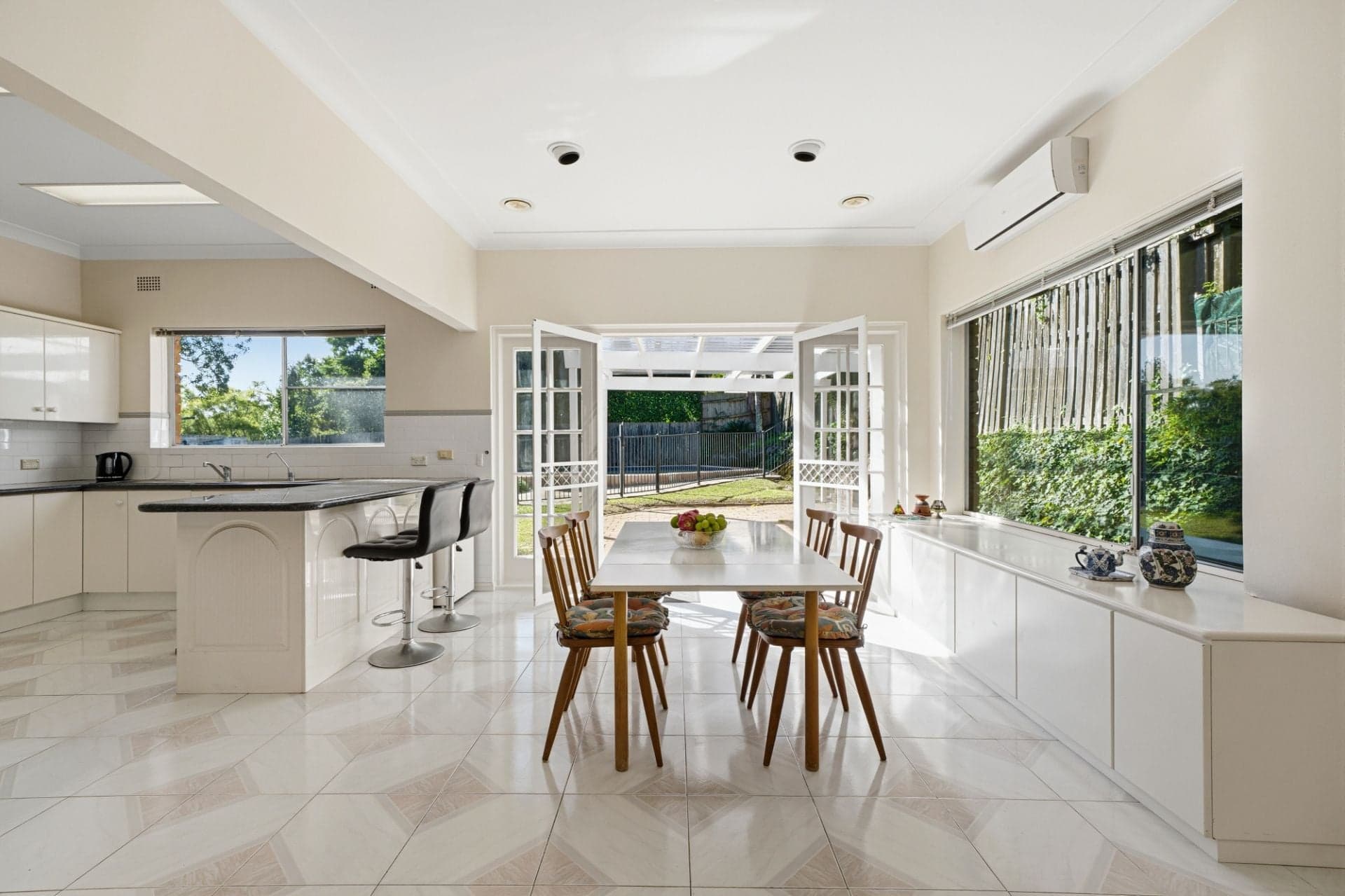 23 Shirley Road, Roseville, Roseville - Thumbnail 4