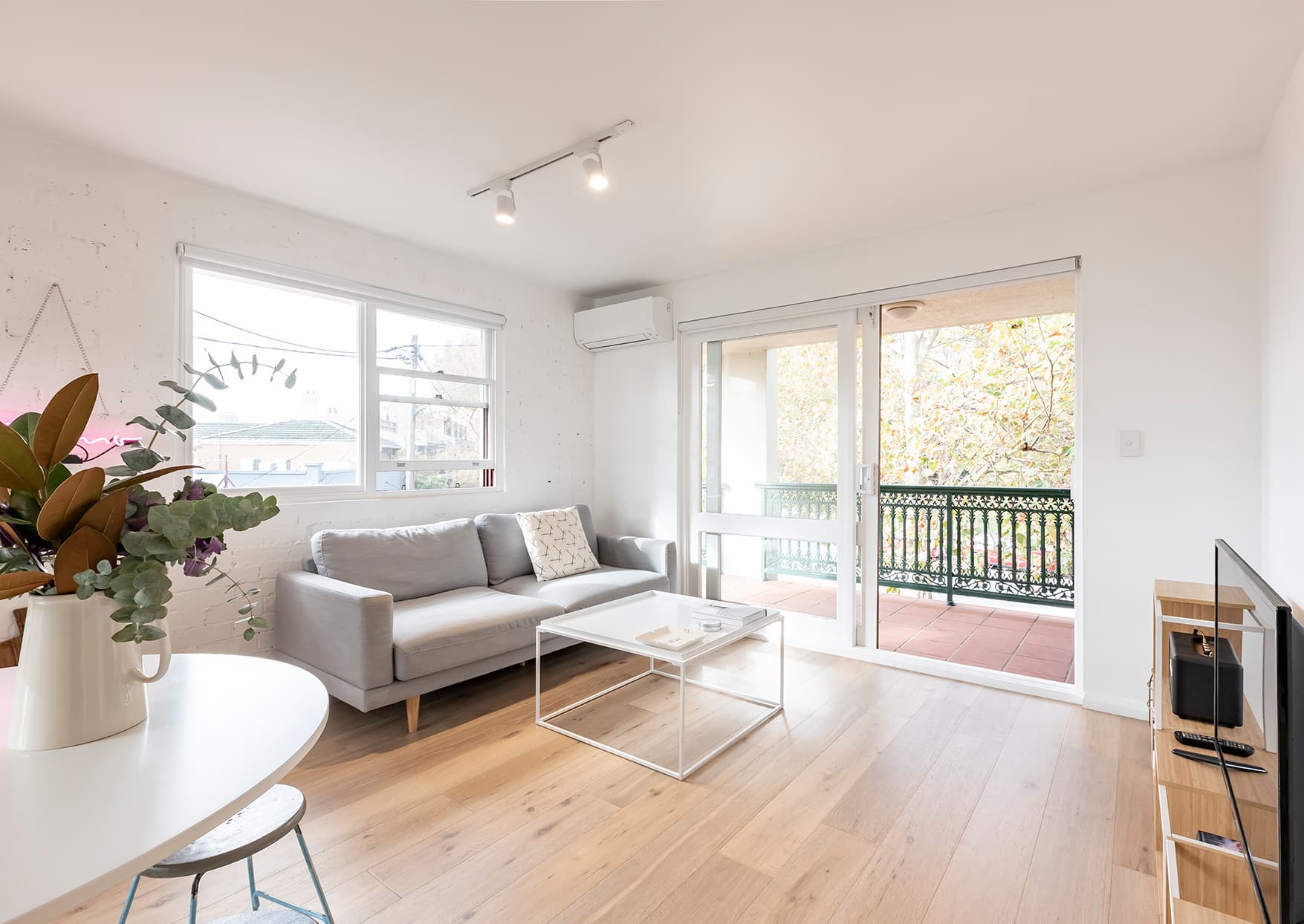 2/122 Swanson Street, Erskineville - Thumbnail 2