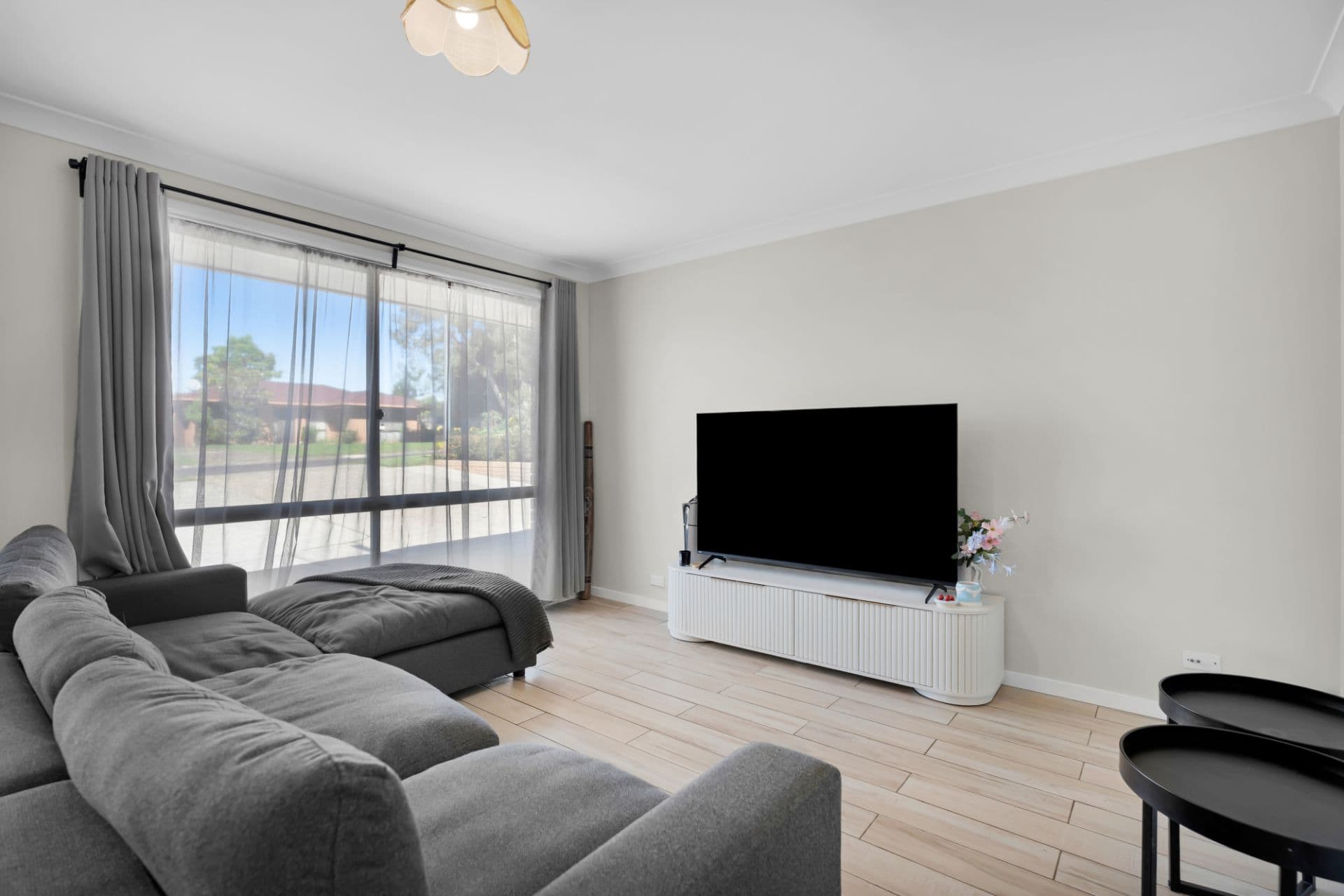 8 & 8a Mulgara Place, St Helens Park NSW, St Helens Park - Thumbnail 5