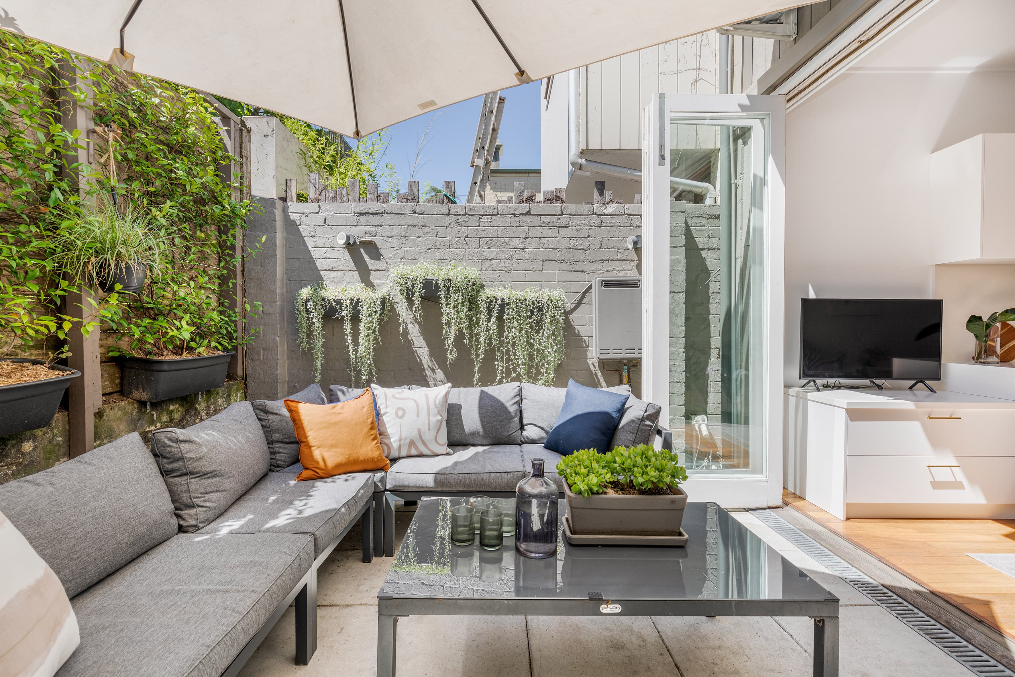 344 Riley Street, Surry Hills - Thumbnail 2