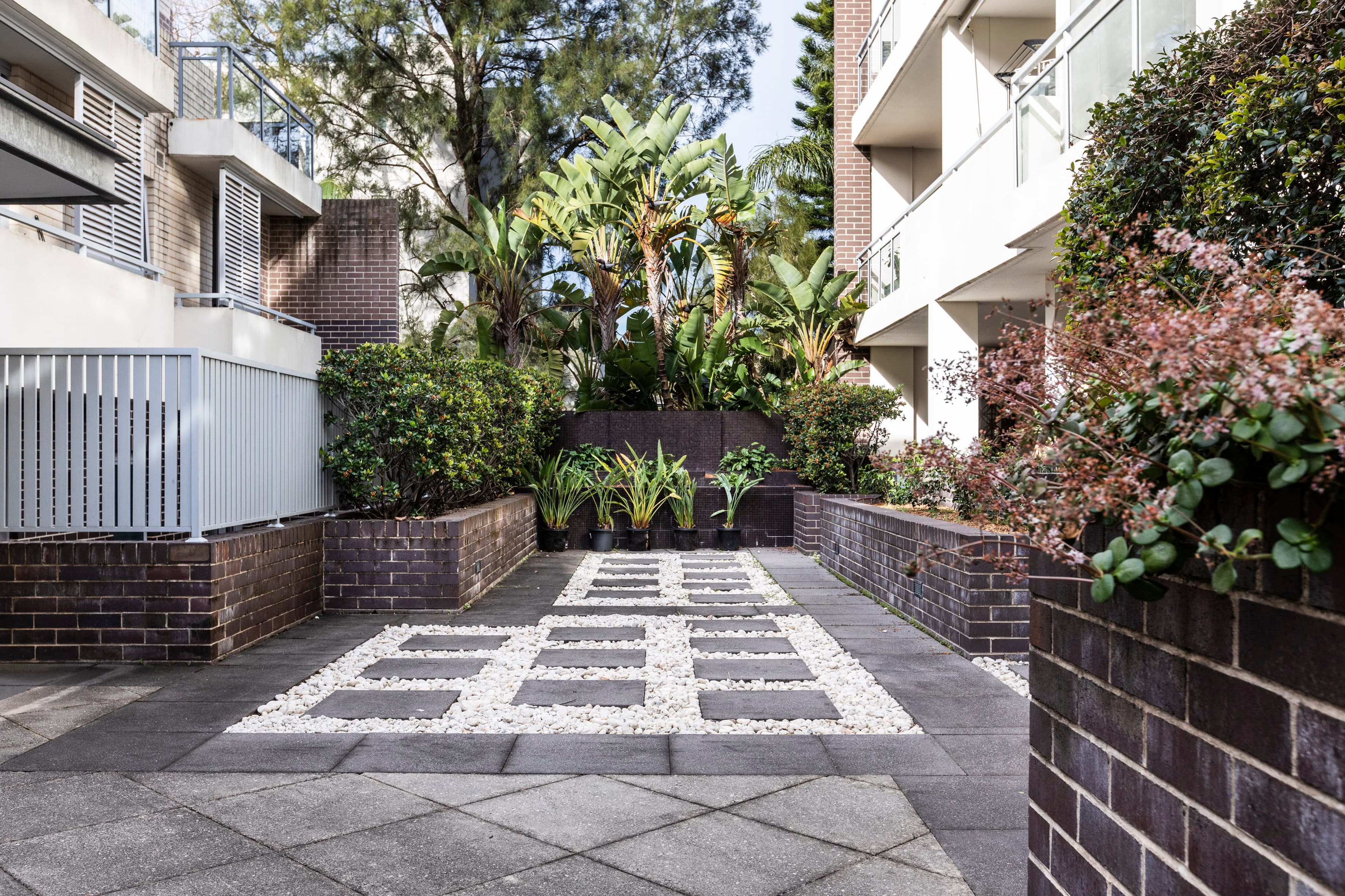 19/8 Sparkes Street, Camperdown - Thumbnail 3