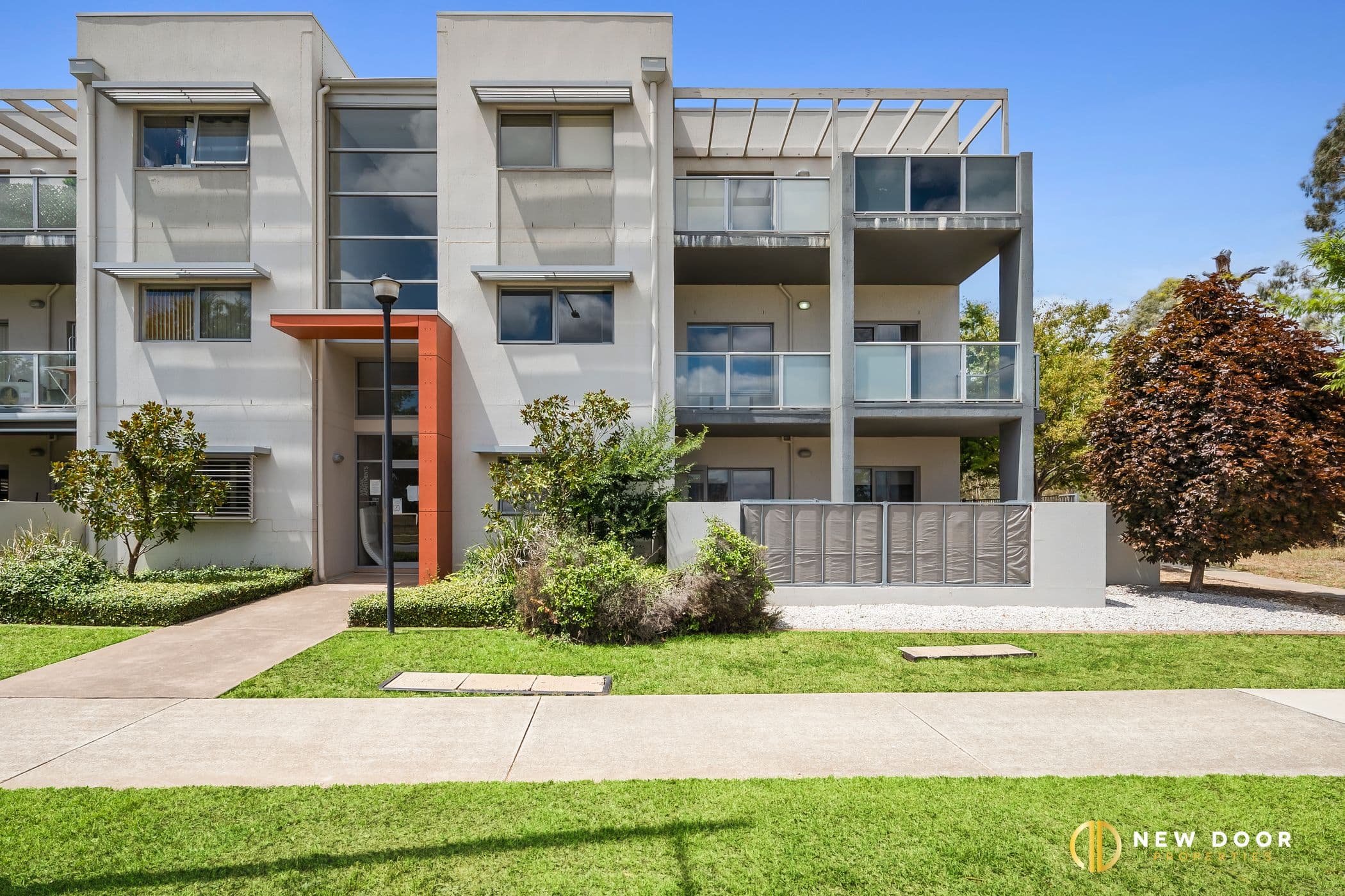 6/75 Elizabeth Jolley Crescent, Franklin ACT, Franklin - Image 1