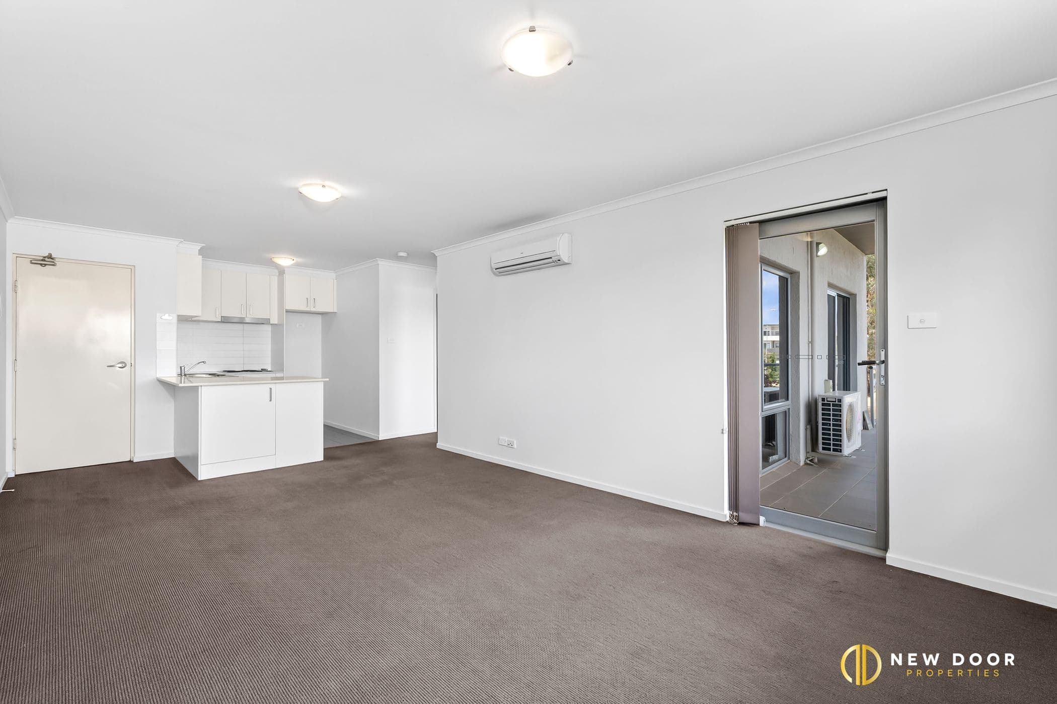 6/75 Elizabeth Jolley Crescent, Franklin ACT, Franklin - Thumbnail 2
