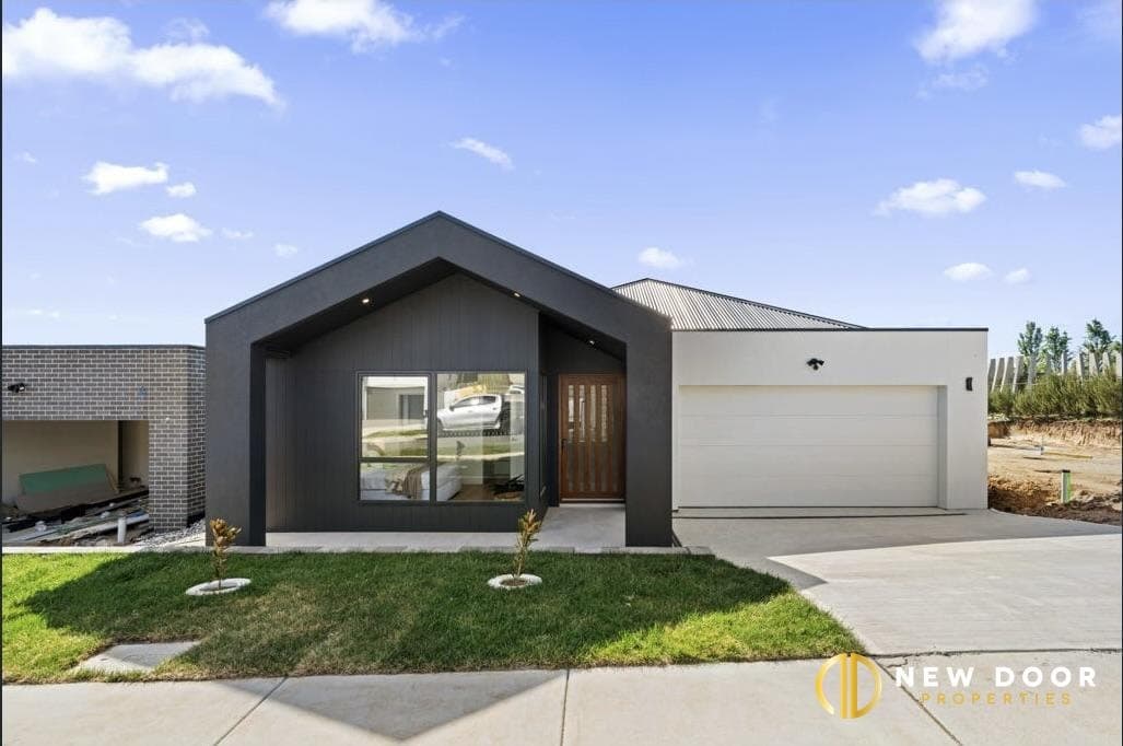 40 Sibosado Street, Denman Prospect ACT, Denman Prospect - Image 1
