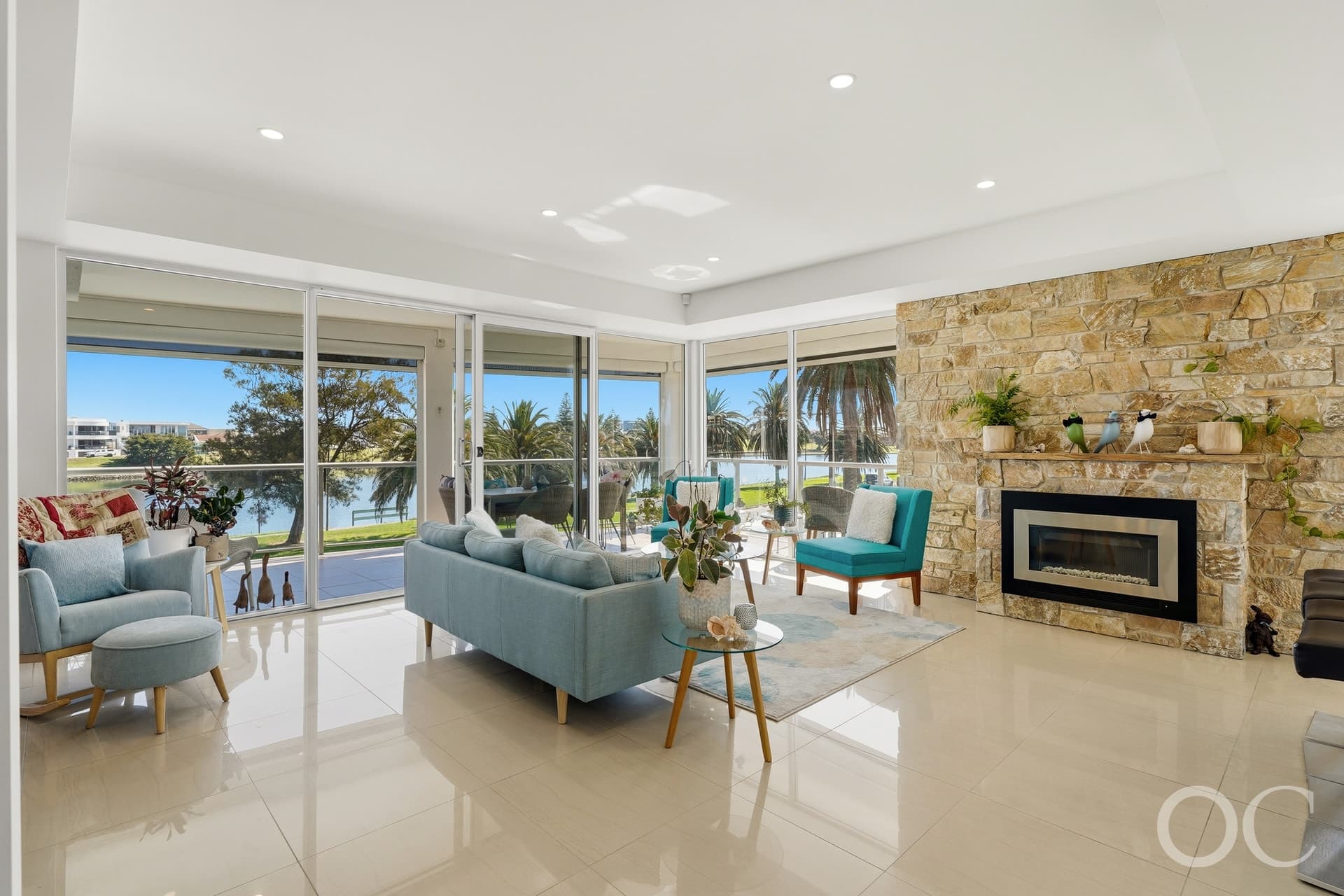 2/24 Adelphi Terrace, Glenelg North - Image 1