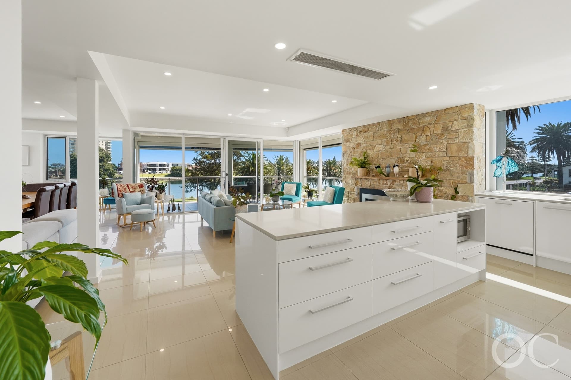 2/24 Adelphi Terrace, Glenelg North - Thumbnail 4