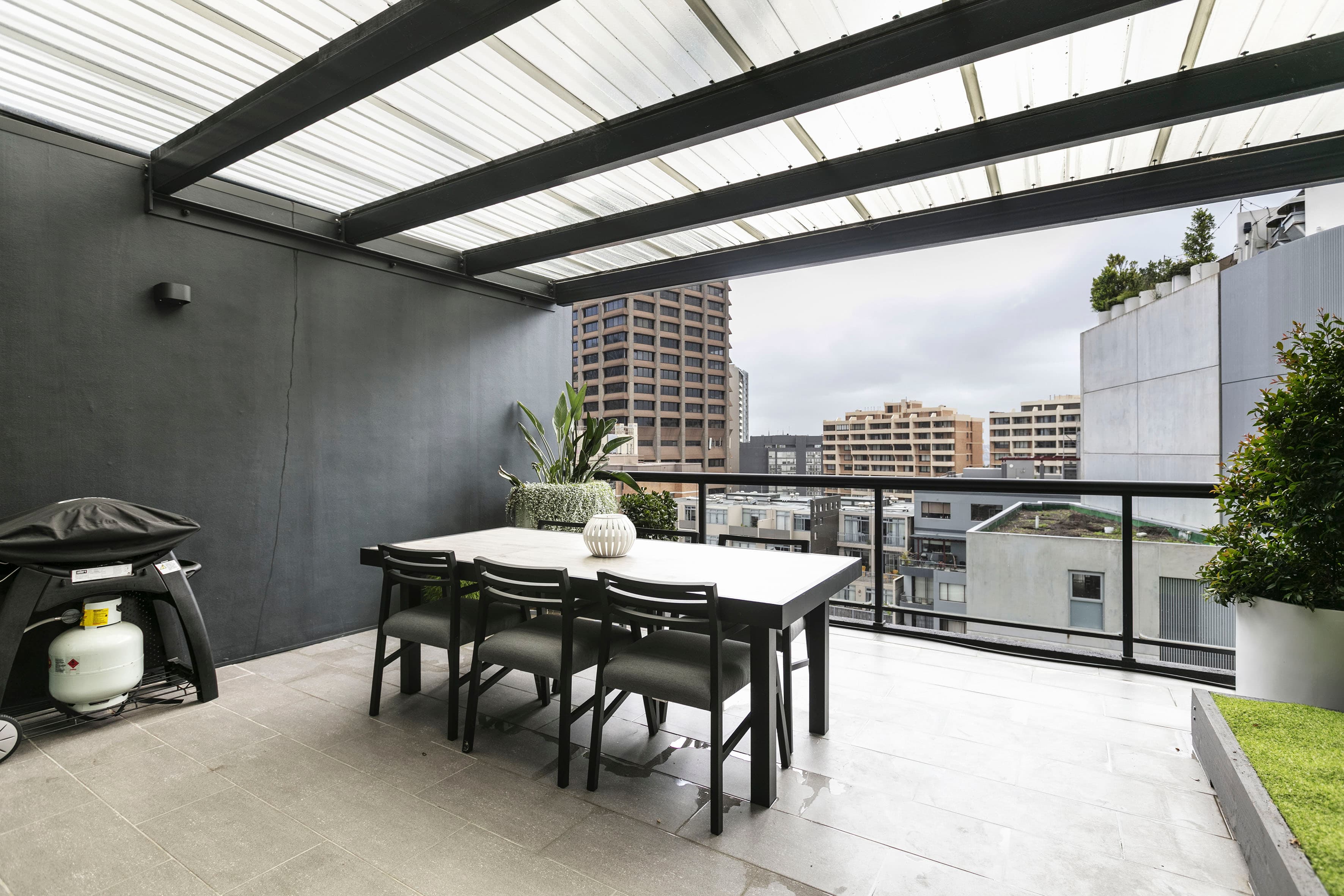 1408/174 Goulburn Street, Surry Hills - Thumbnail 4