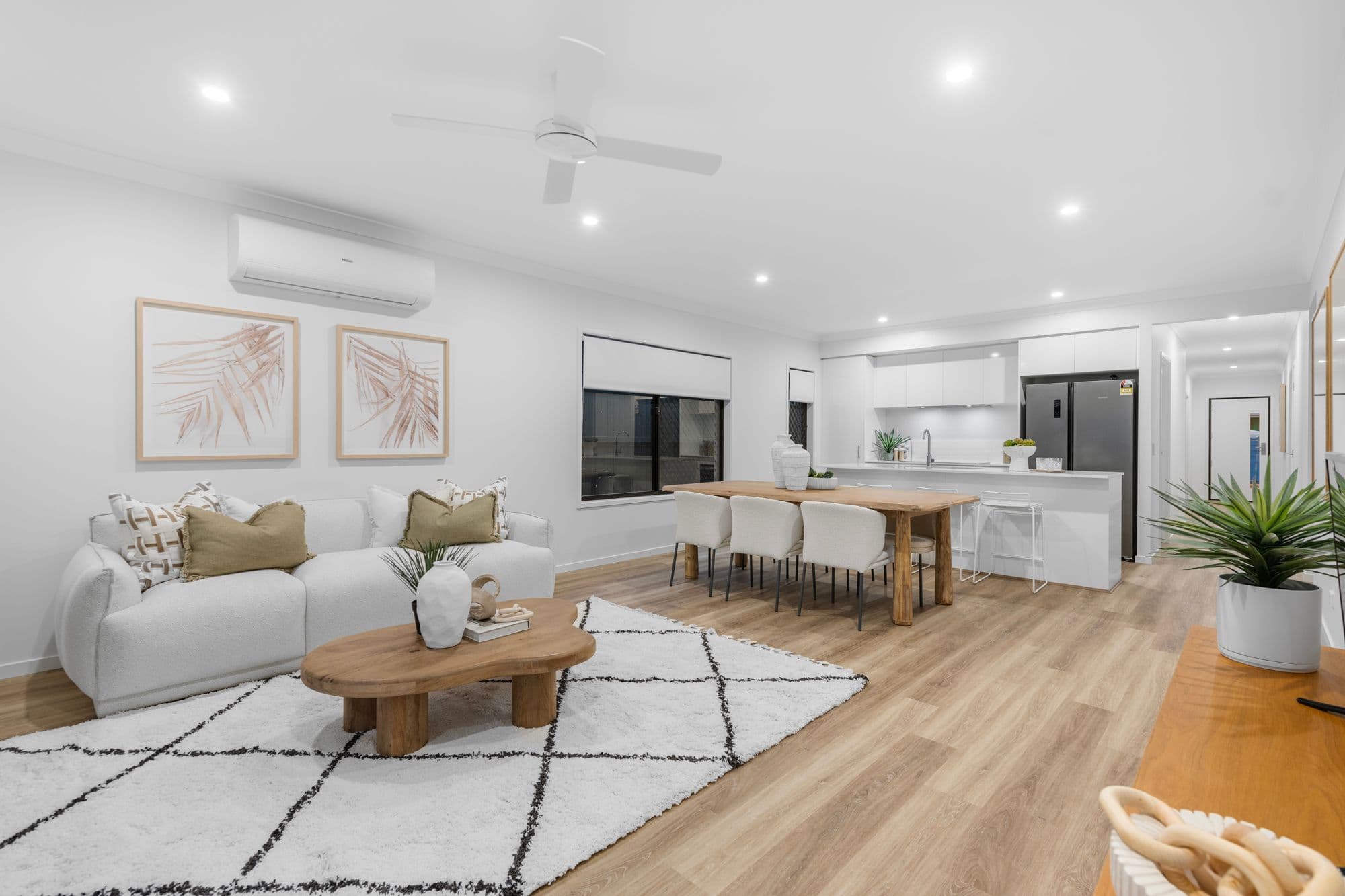 242 Canvey Road, Upper Kedron QLD 4055, Upper Kedron - Thumbnail 2