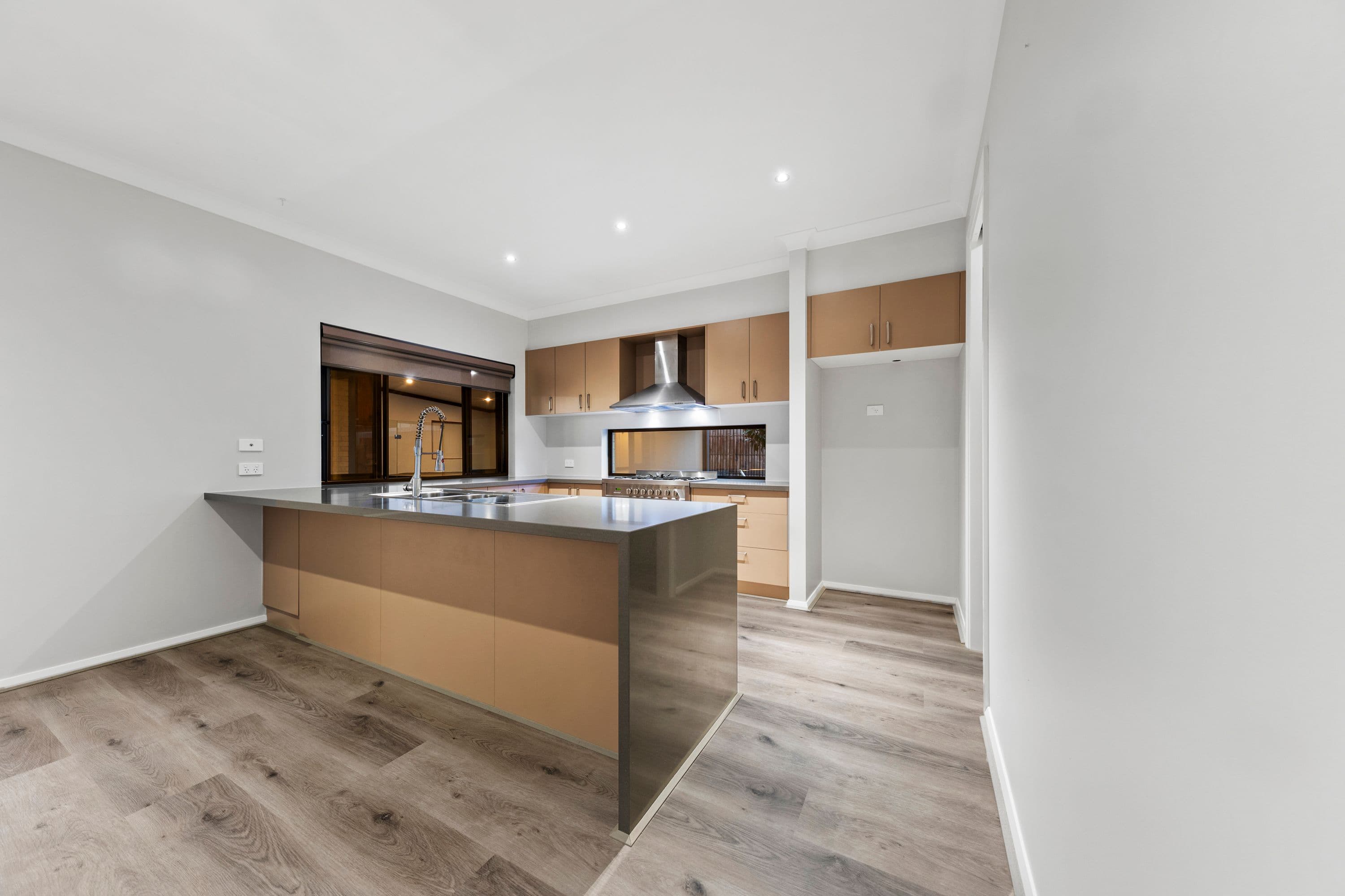 46 Goldsborough Drive, Officer VIC 3809, Officer - Thumbnail 6