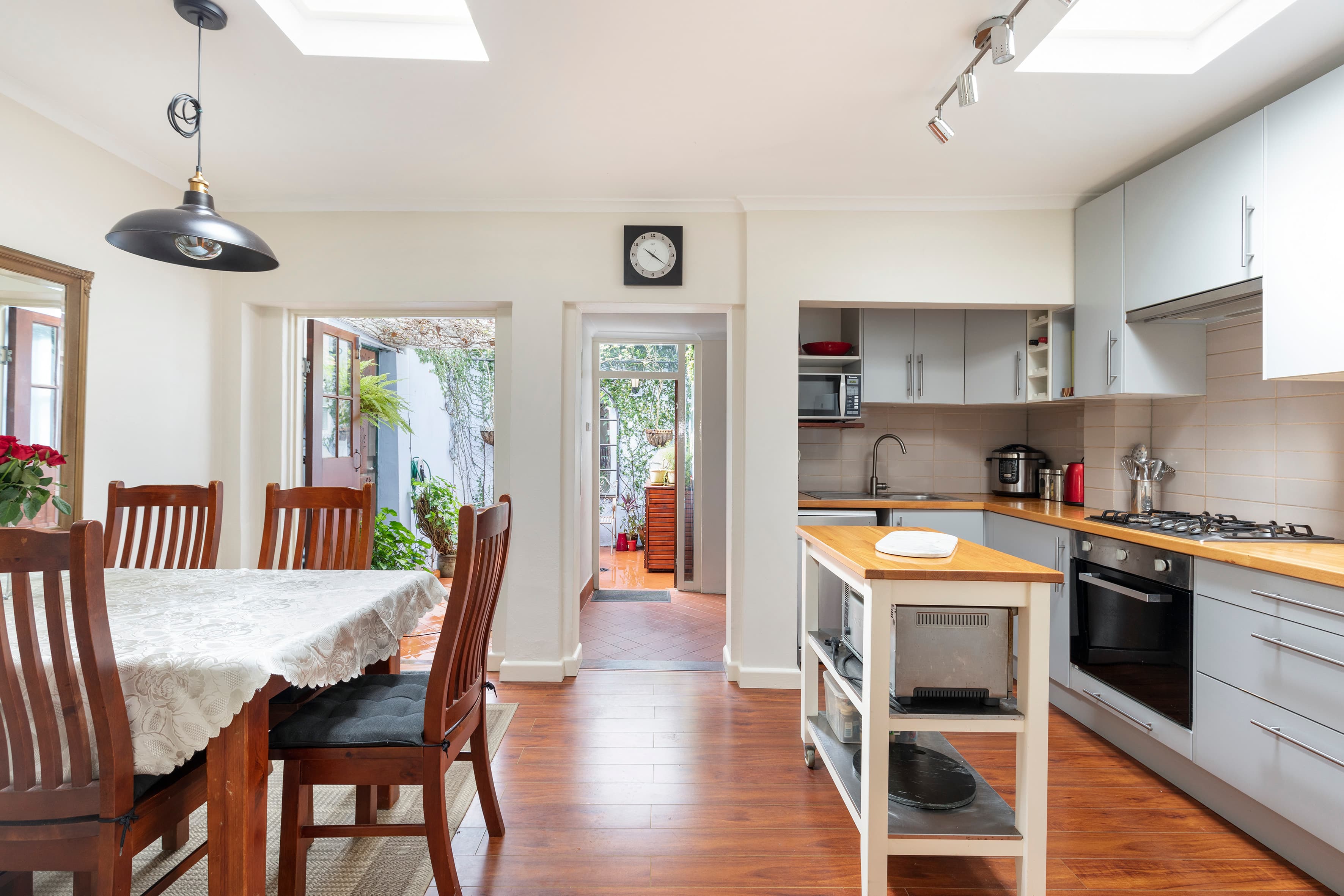 12 Marshall Street, Surry Hills - Image 1
